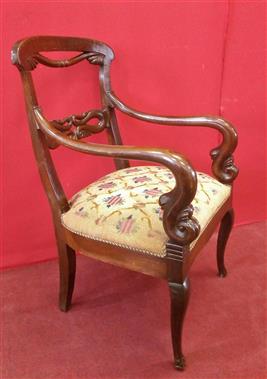 Walnut armchair Carlo X