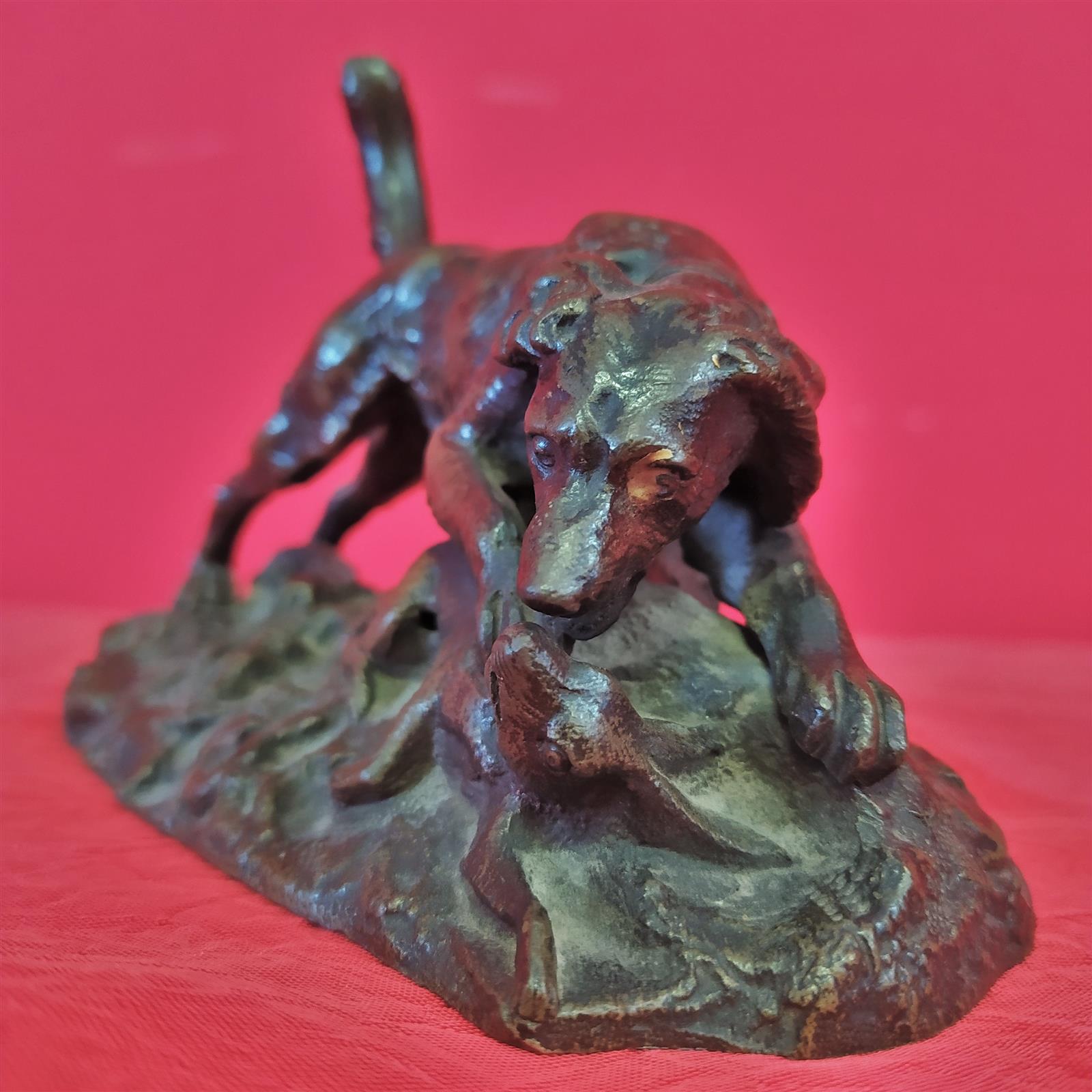 Bronze statuette hunting scene