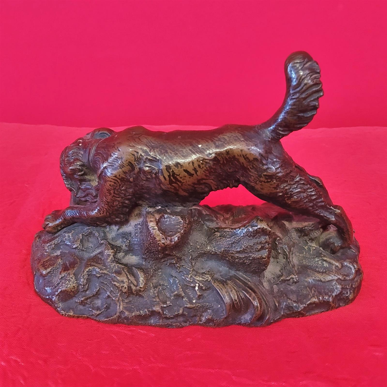 Statuetta in bronzo scena di caccia 