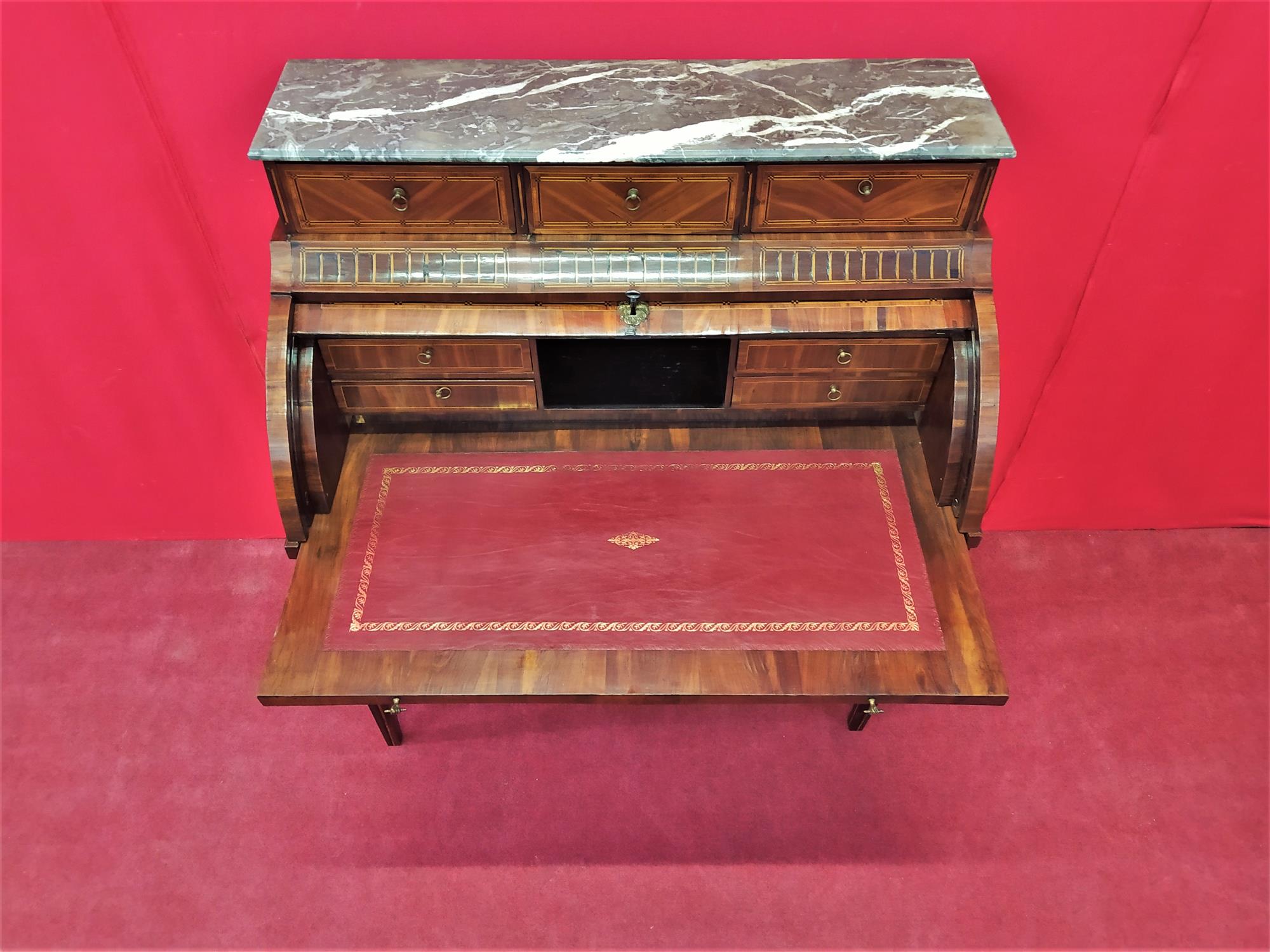 Louis XVI cylinder writing desk inlaid
