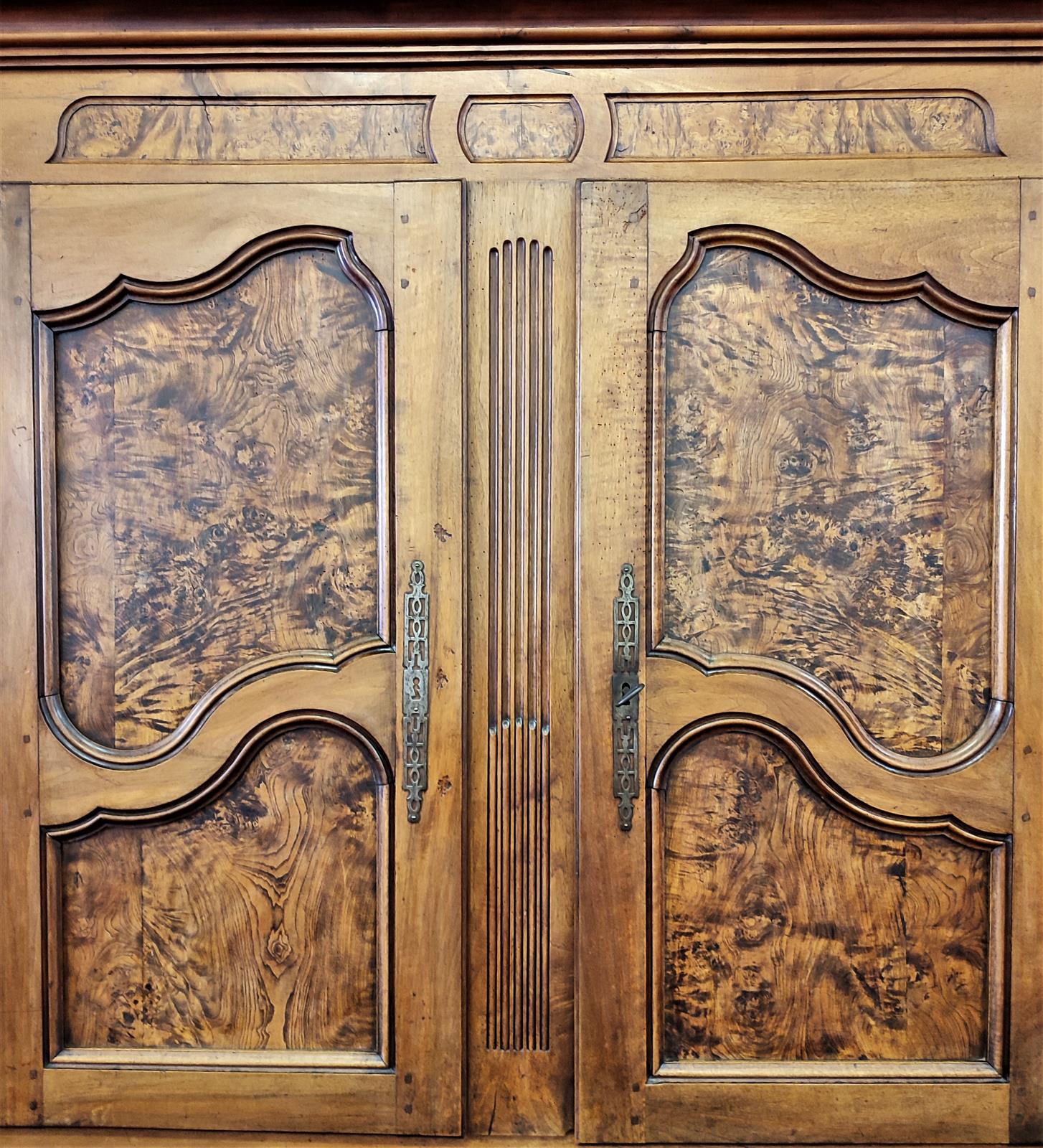 Provençal sideboard two corps