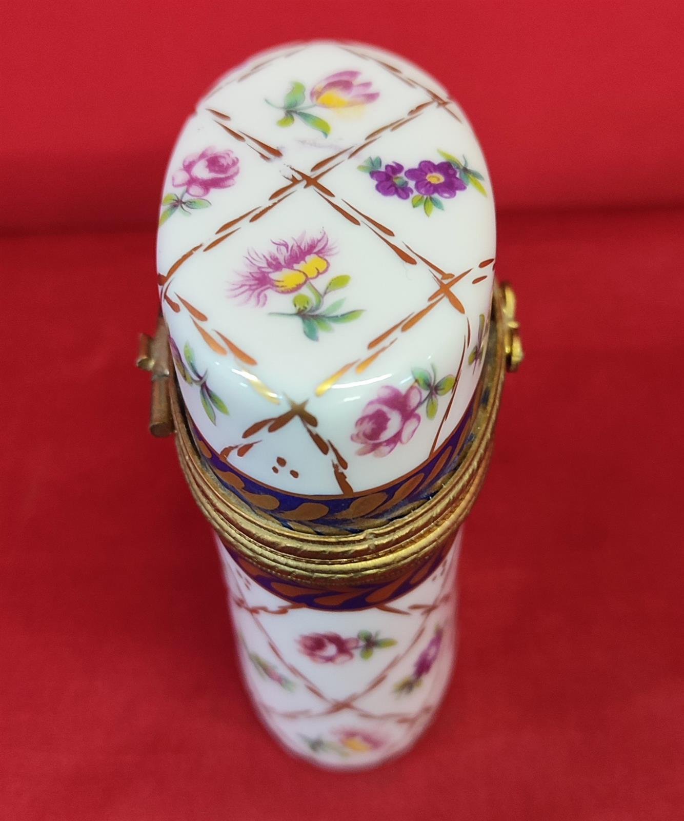 Small Limoges jewelry box