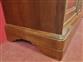 Credenza a due porte lunga in noce 