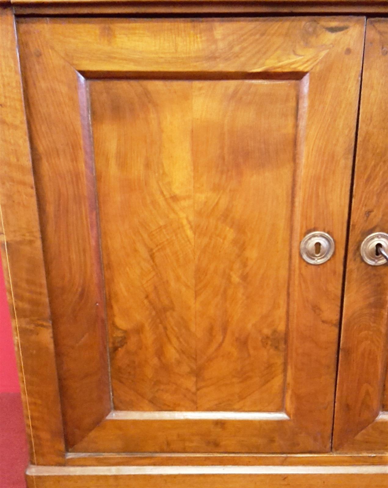 Sideboard with four doors in Walnut