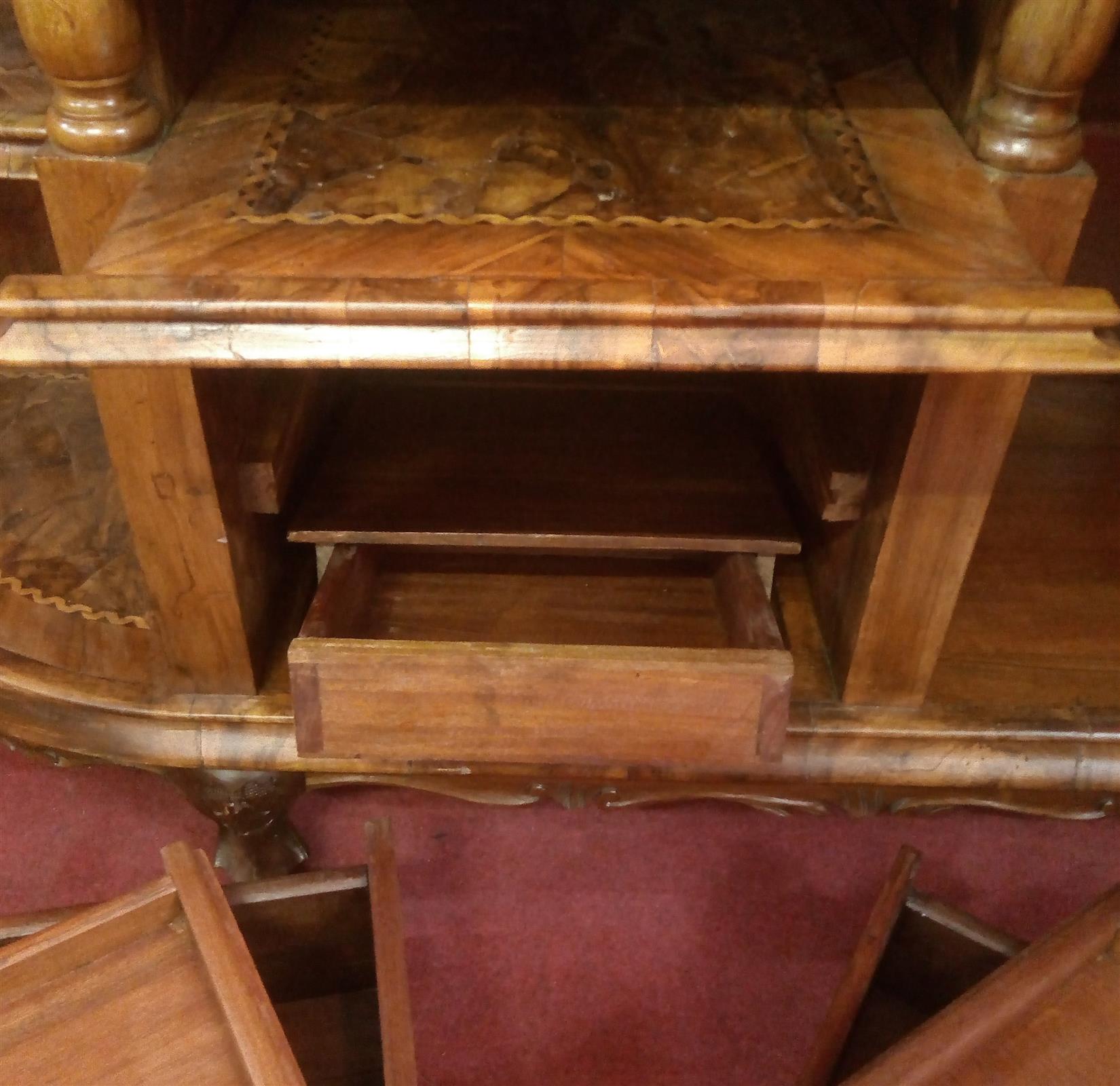 TV cabinet in walnut root