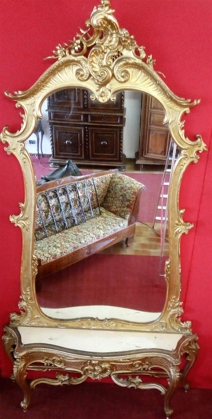 Italian gilt wood console