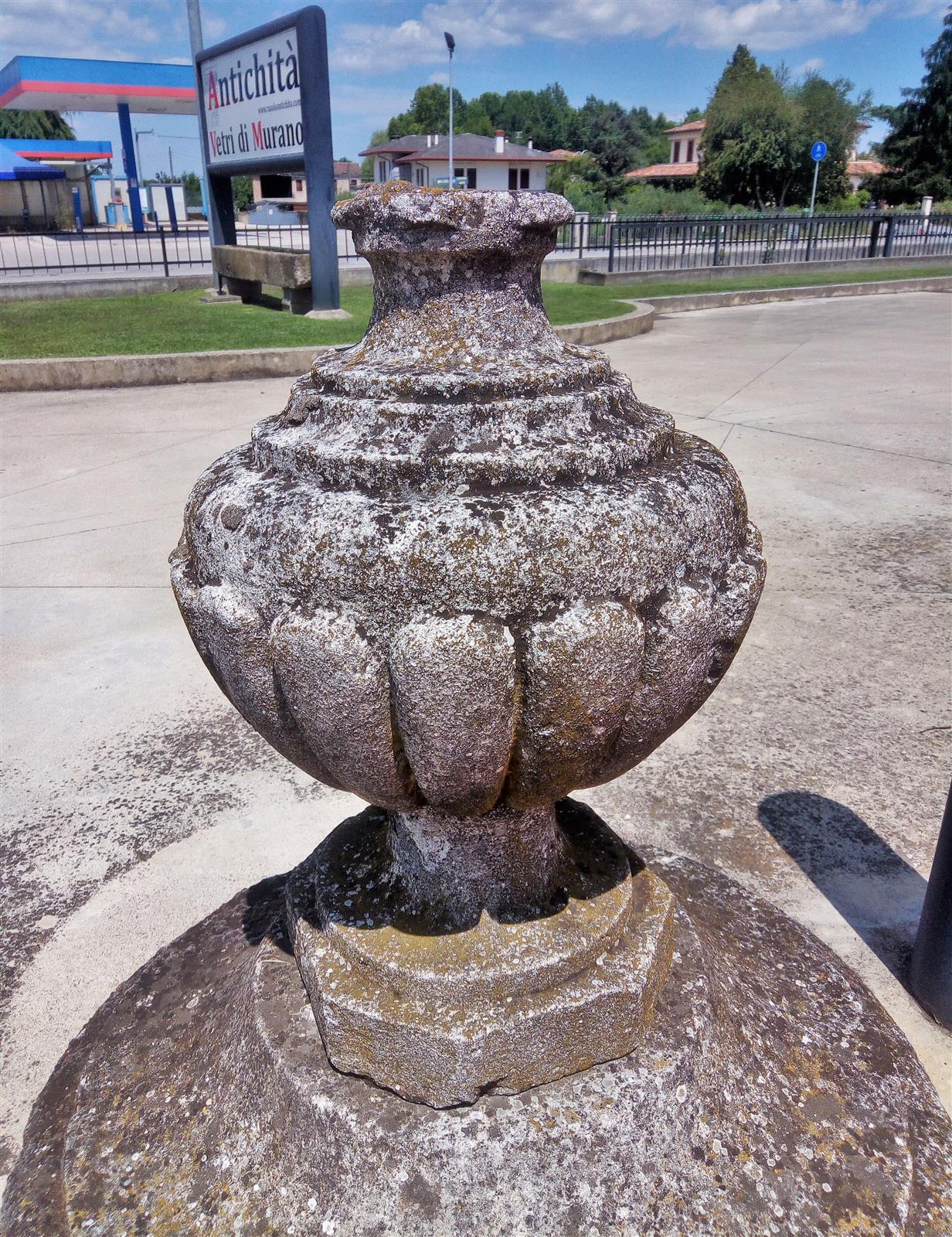 Pair of capitals with round base