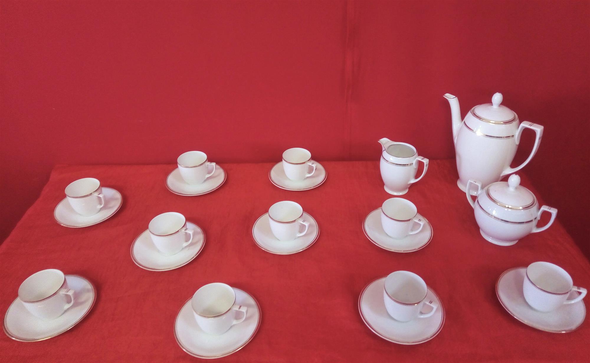 Coffee service with gold decorations 25 pieces