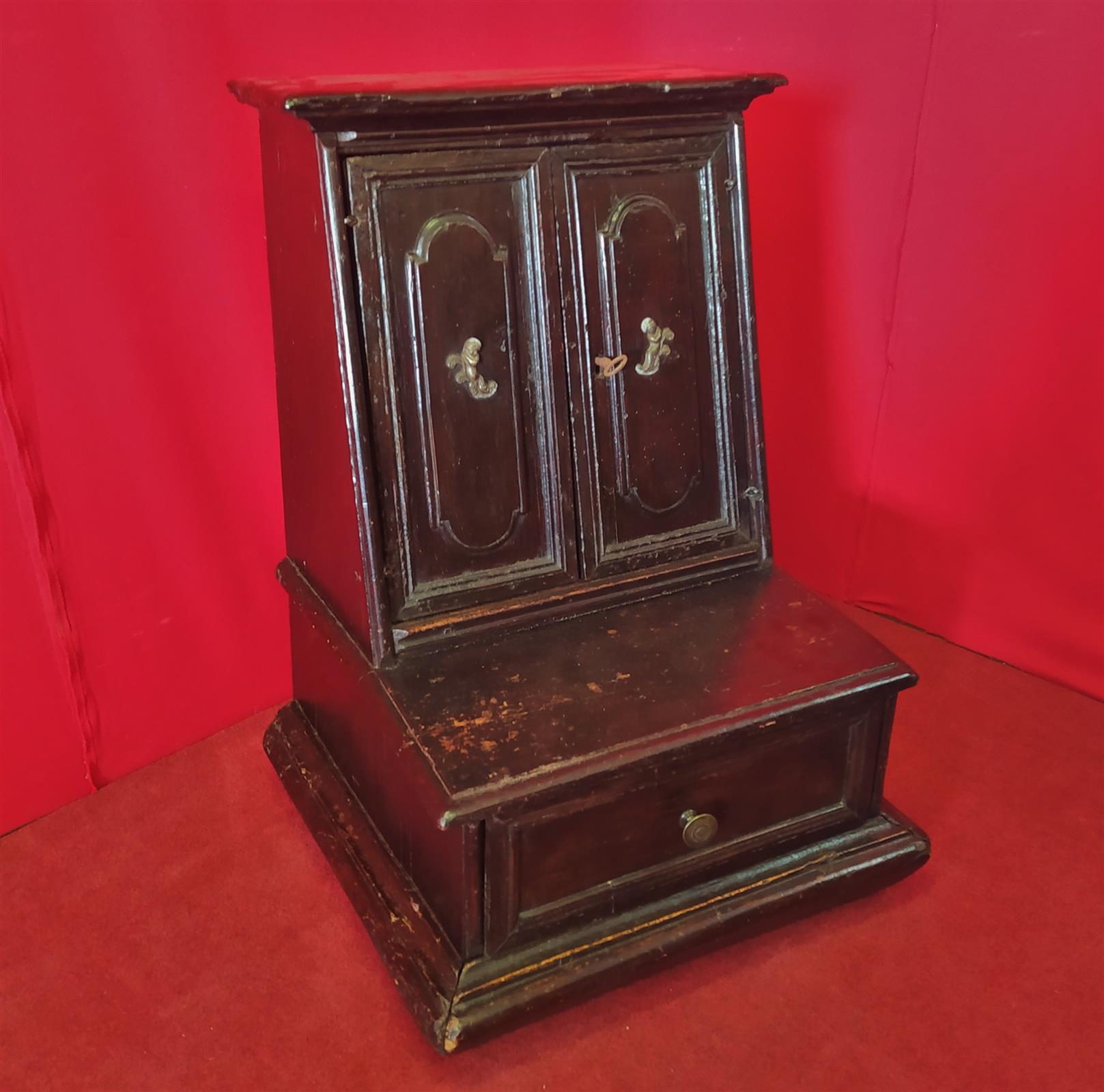 Bolognese kneeler of the seventeenth century