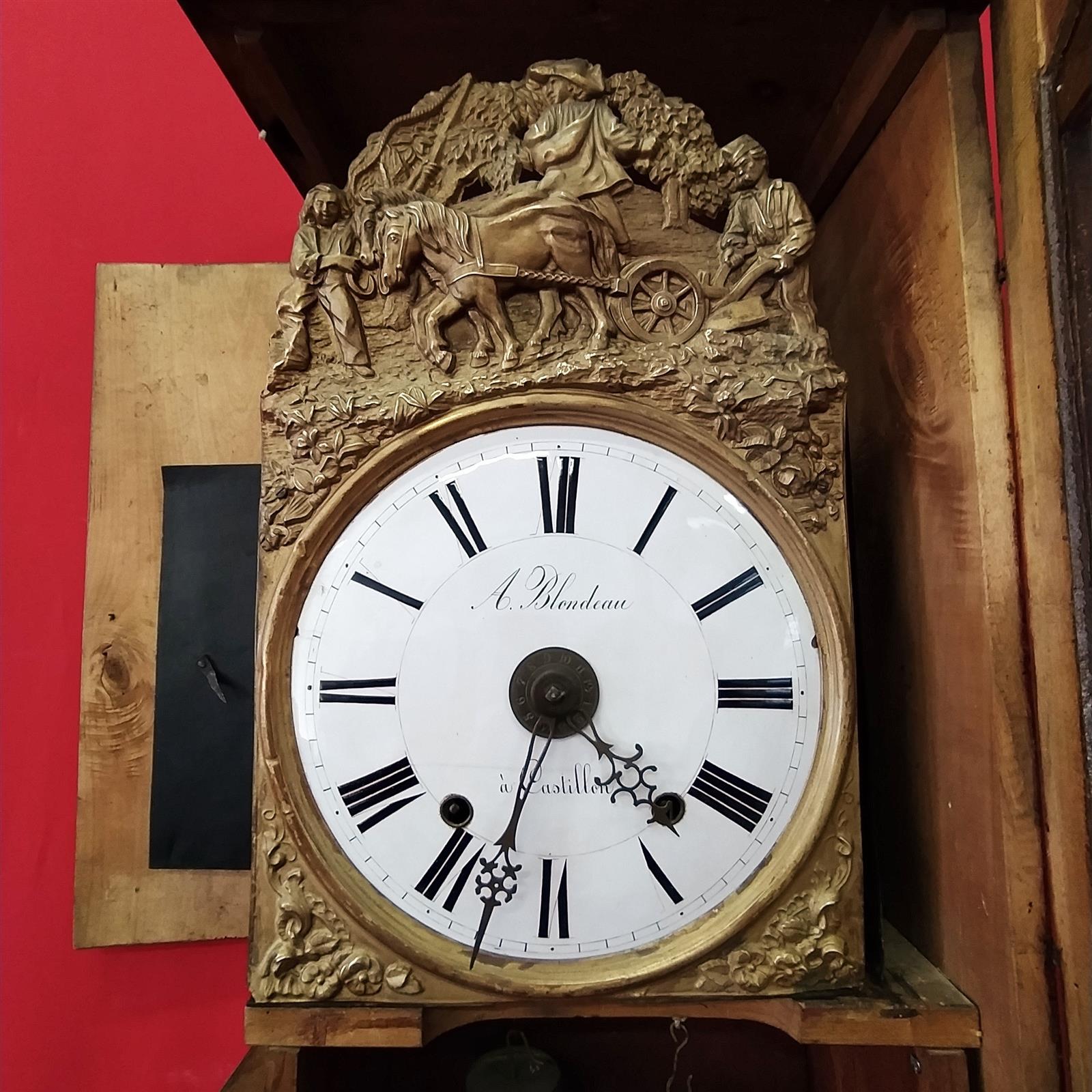 Orologio a pendolo laccato rosso