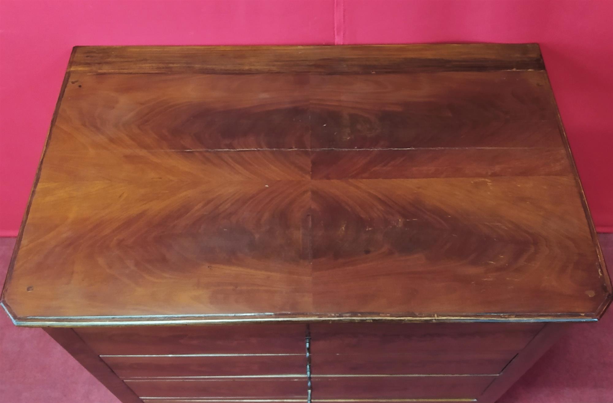  Mahogany small cabinet with drawers