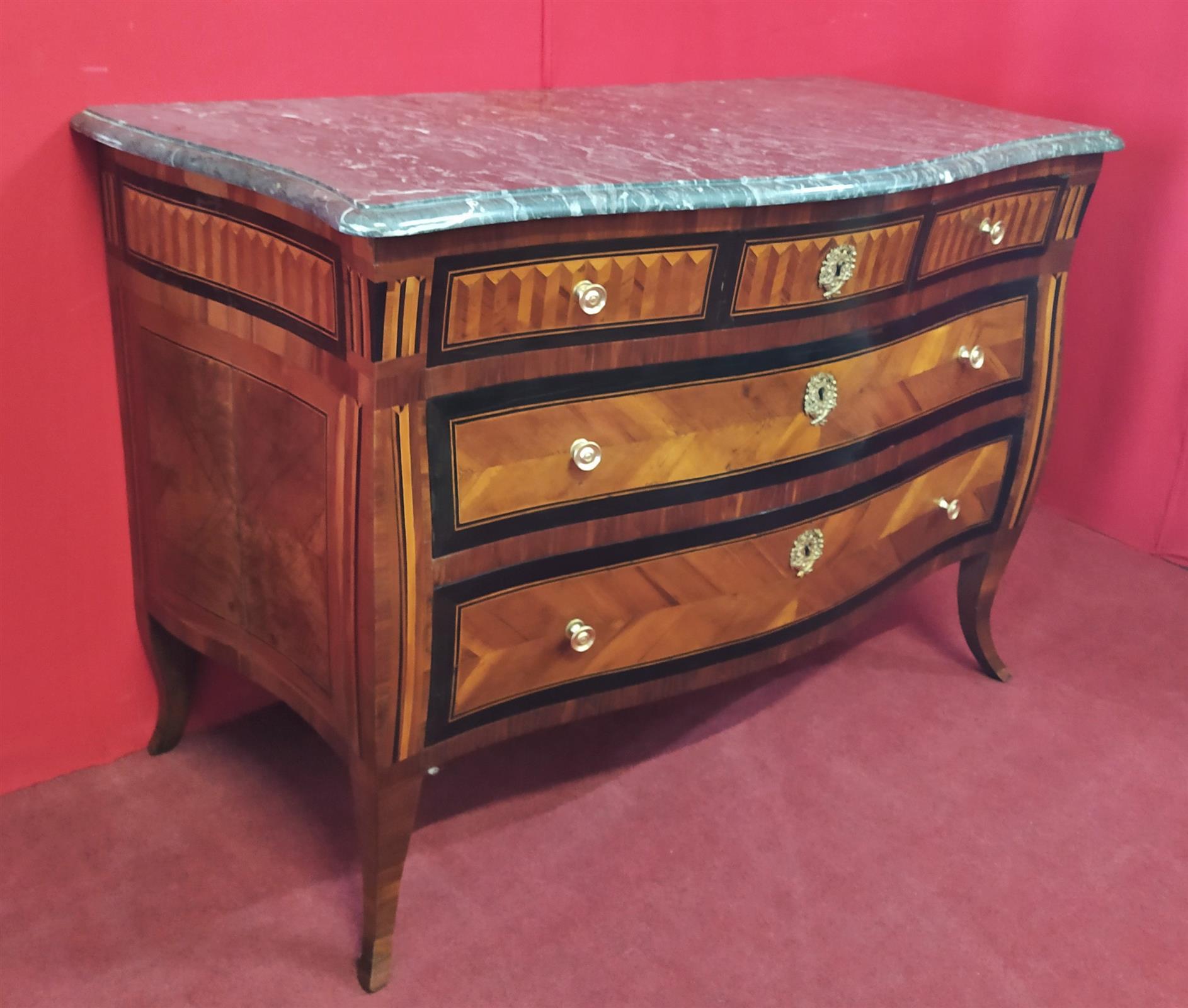 Chest of drawers with marble Walnut plated