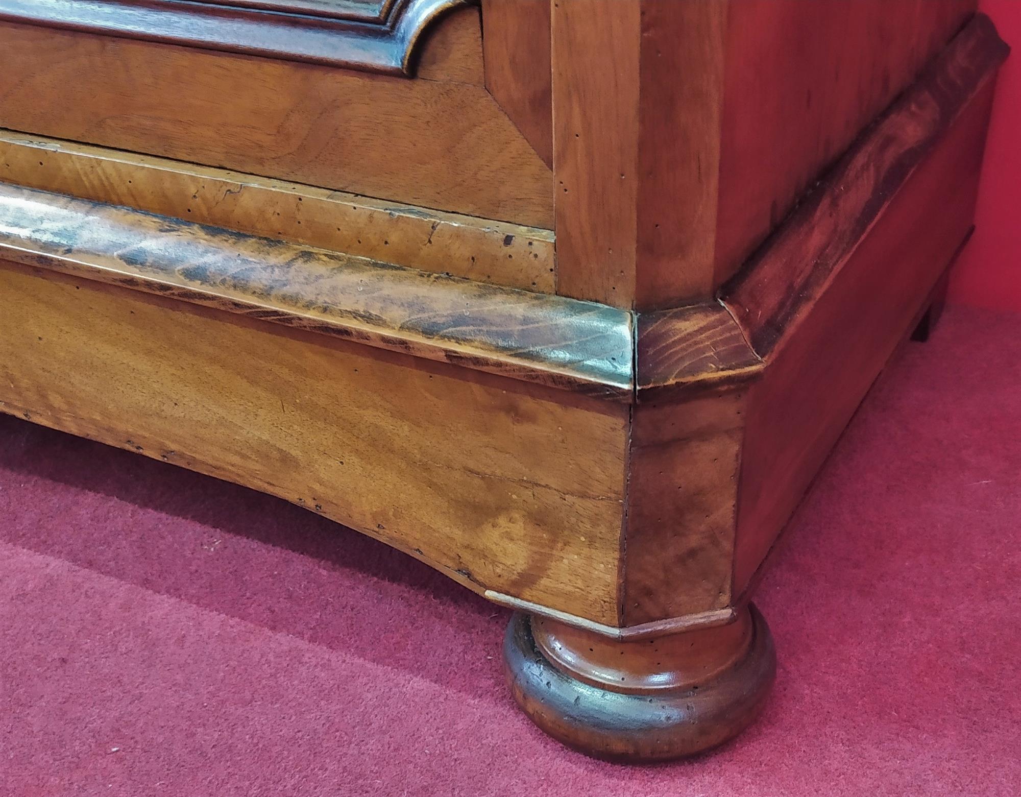 Sideboard with three doors and three drawers, in light Mahogany