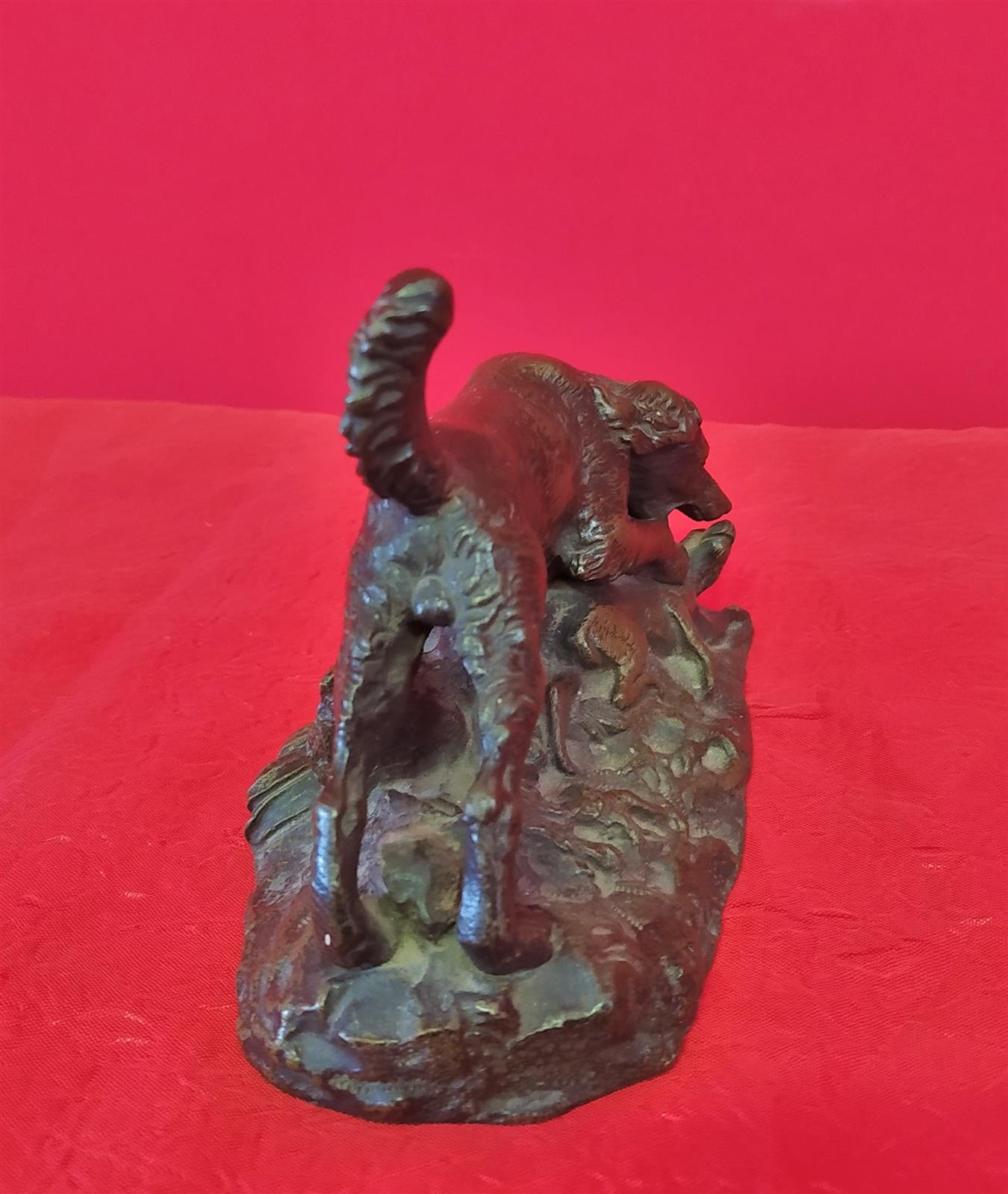 Statuetta in bronzo scena di caccia 