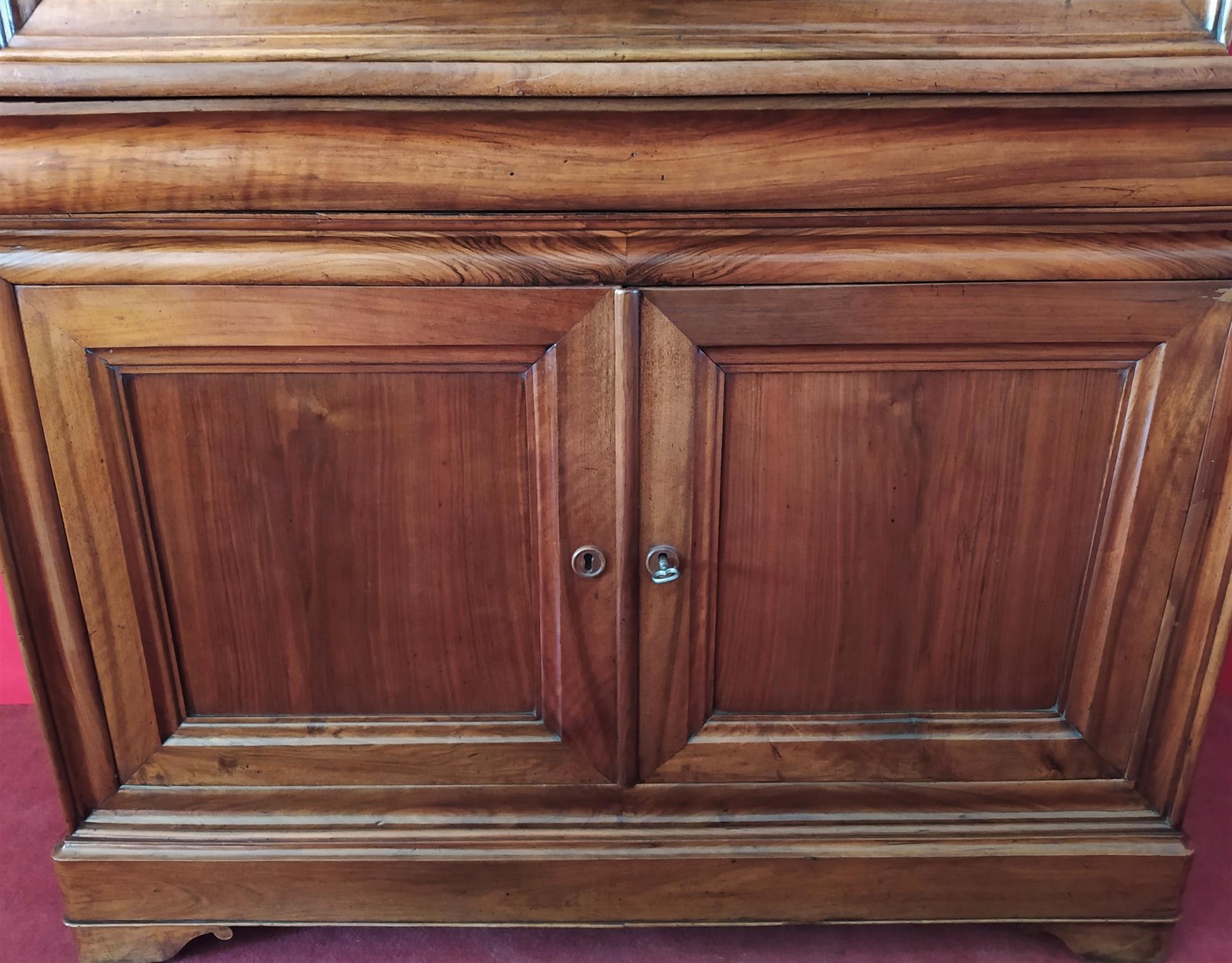 Credenza vetrina, piccola libreria