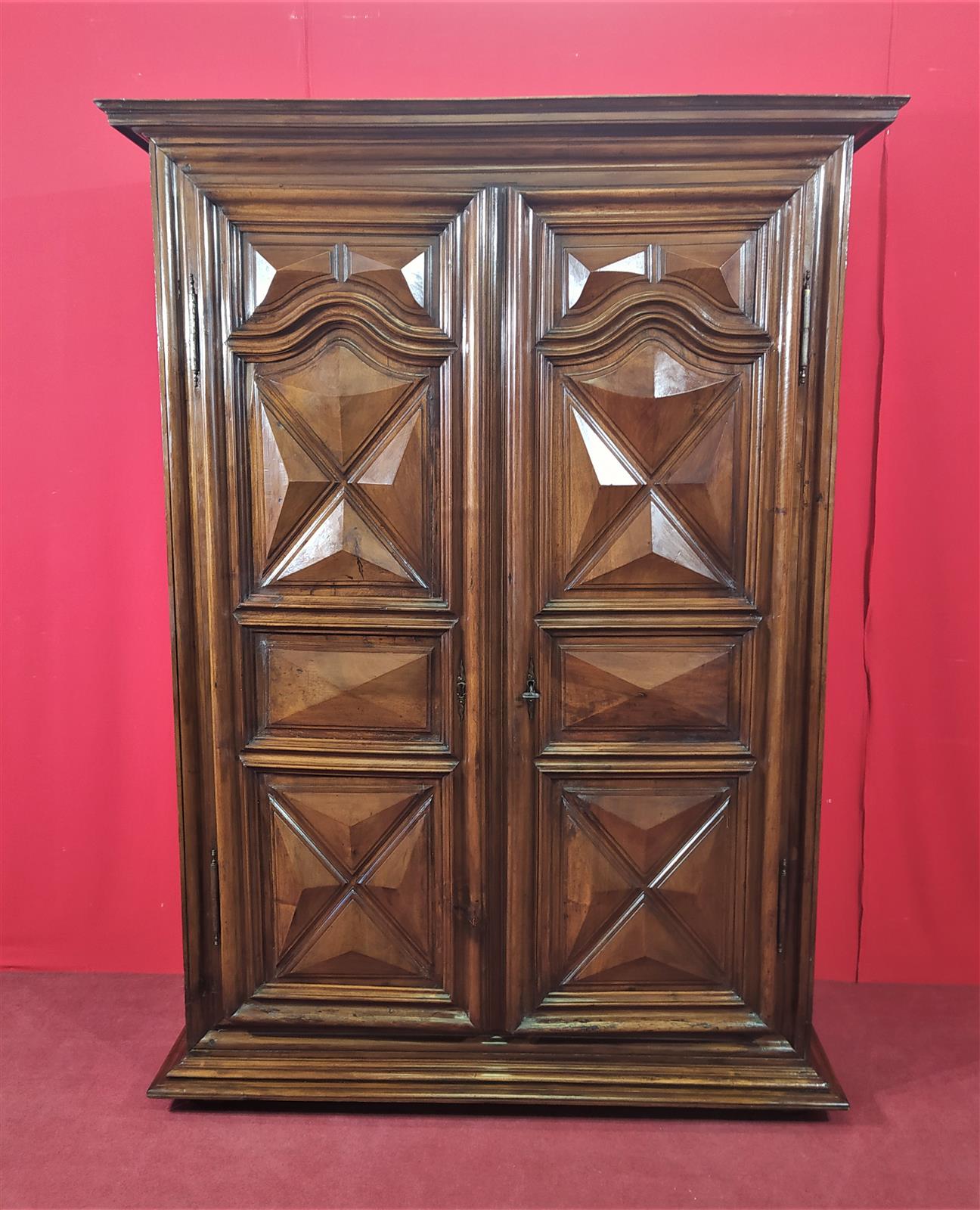 Louis XIII wardrobe with diamond point