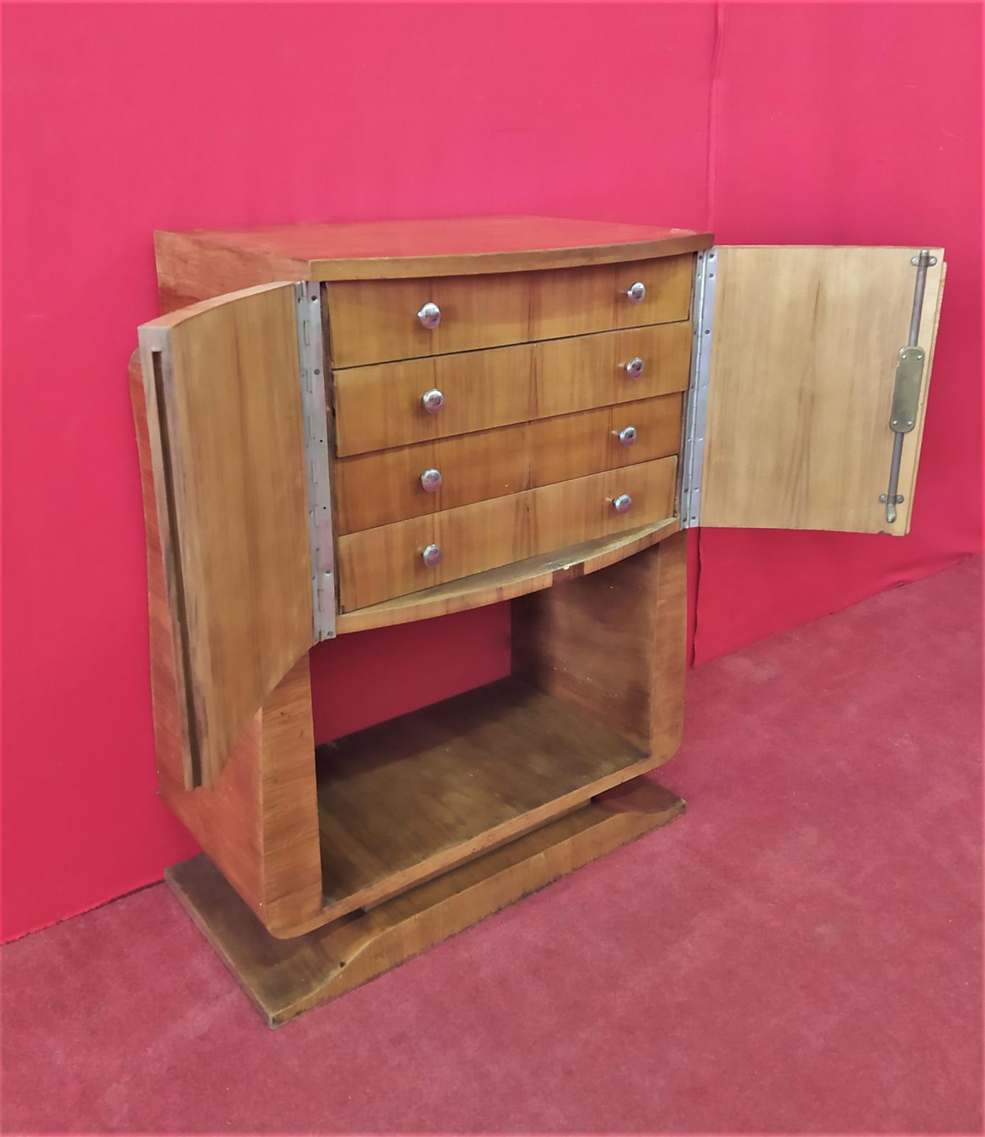 Decò cutlery cabinet