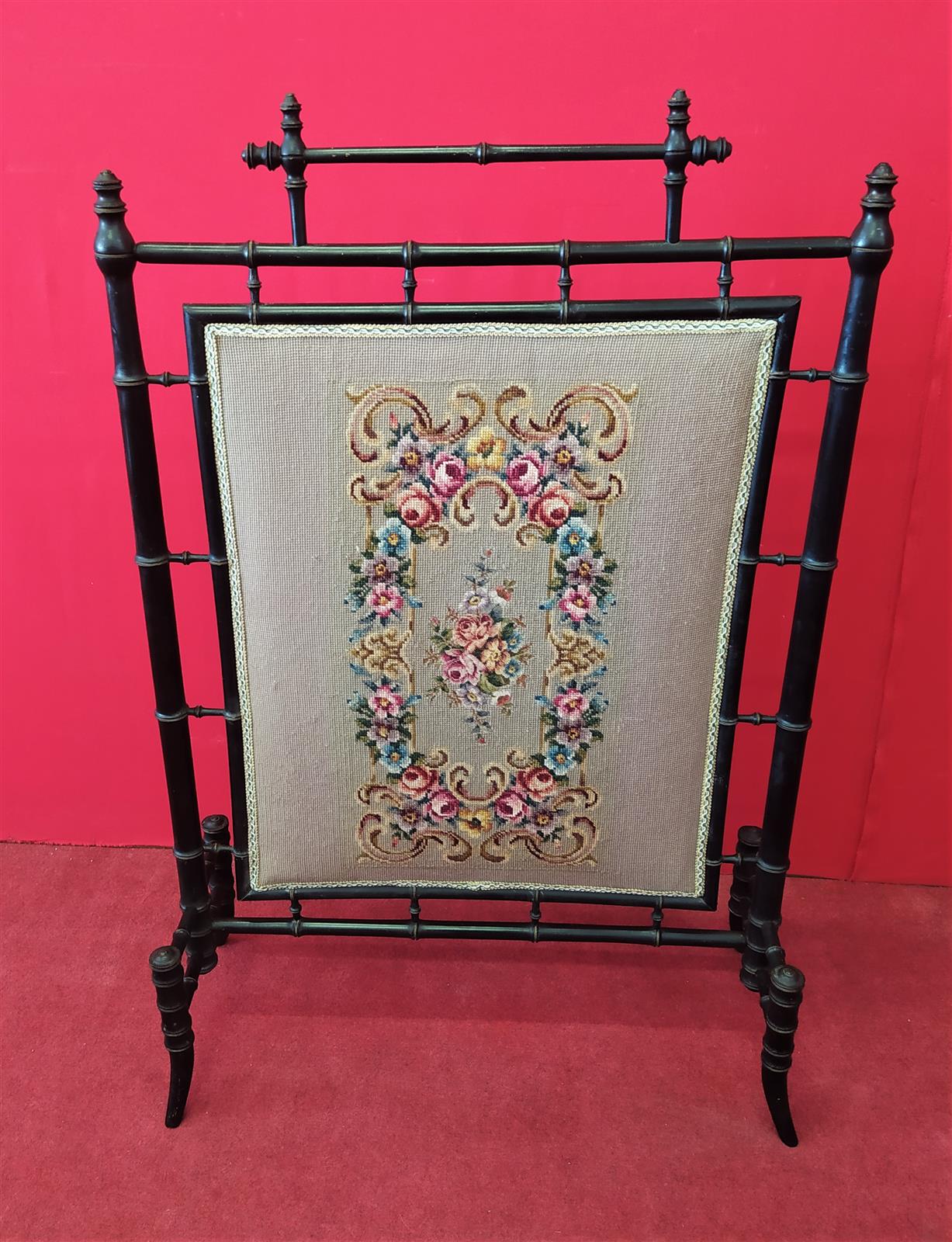 Fireplace screen with embroidered fabric