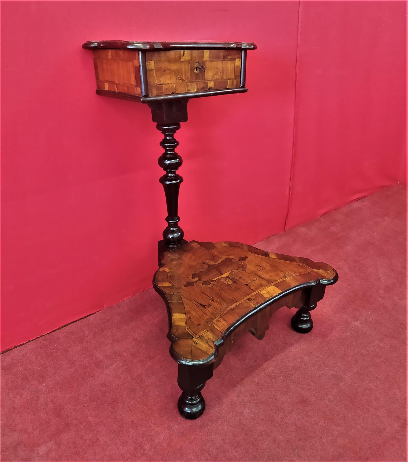 Louis XIII inlaid kneeler