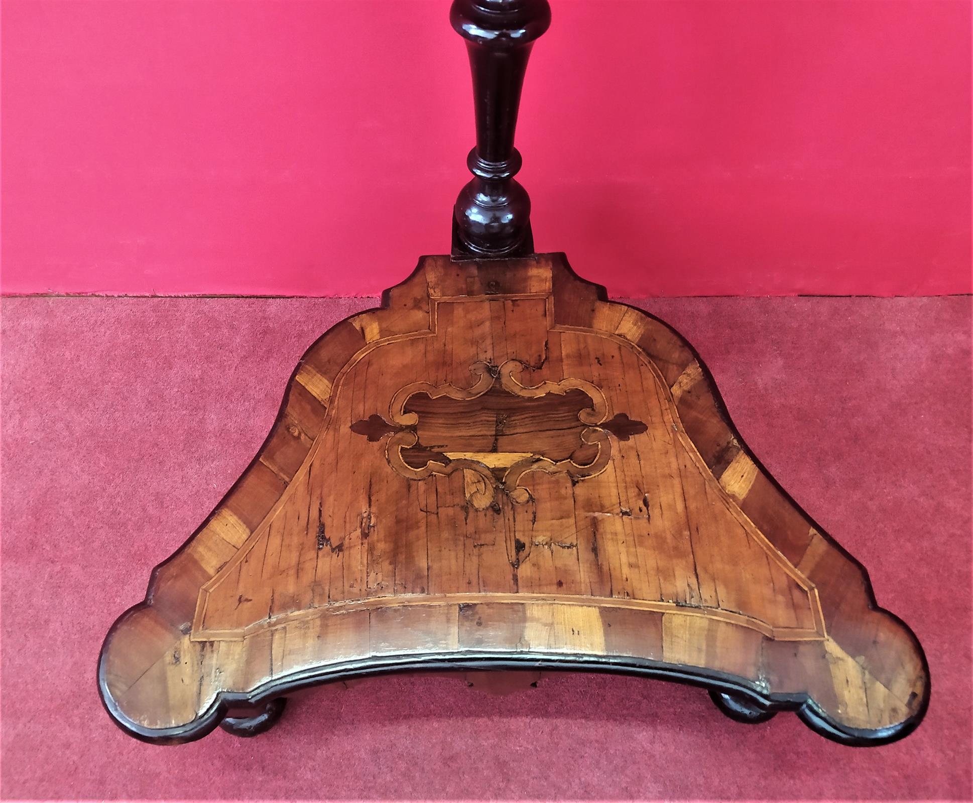 Louis XIII inlaid kneeler