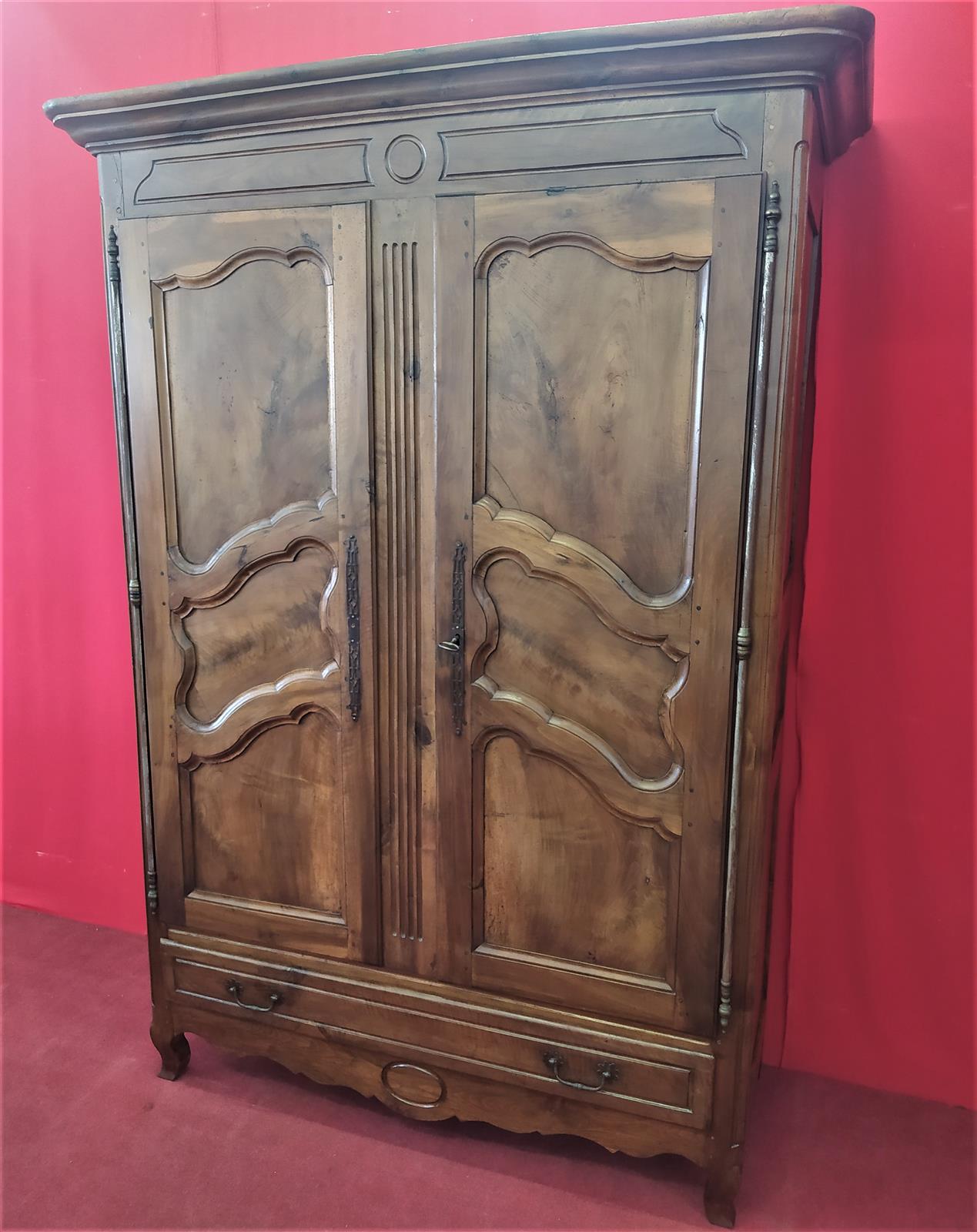 Provencal wardrobe two doors walnut