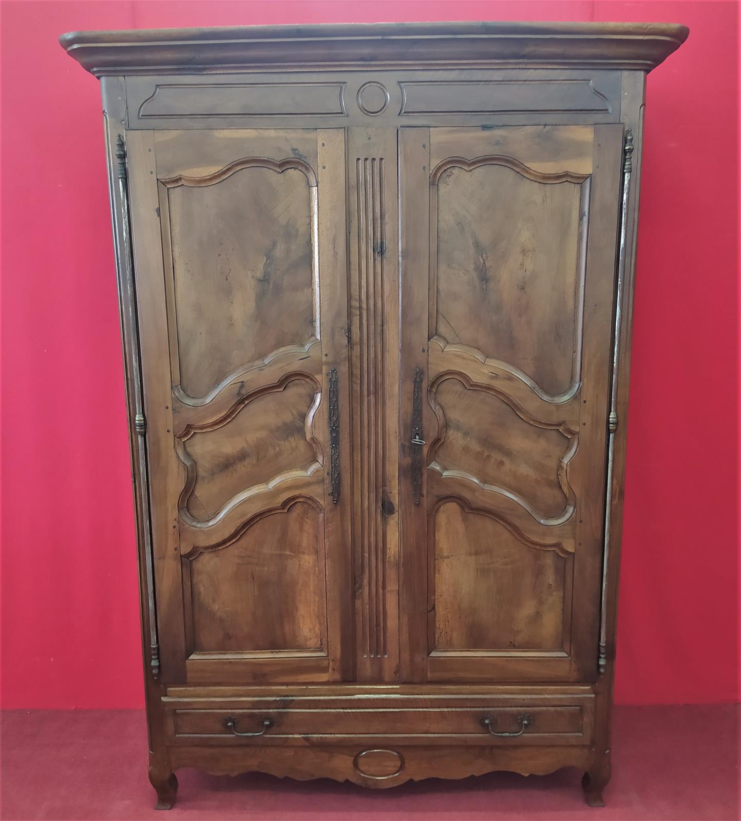 Provencal wardrobe two doors walnut