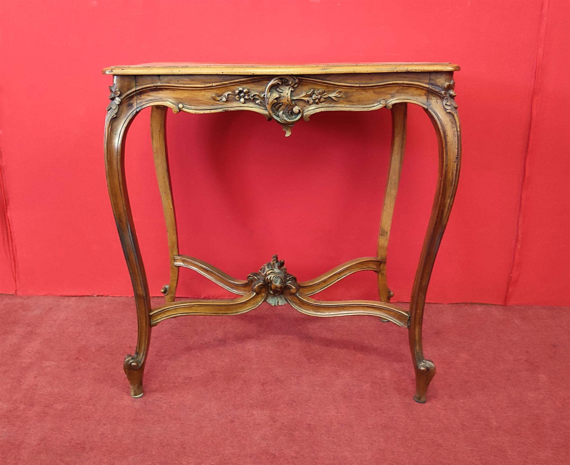 Small carved Venetian coffee table