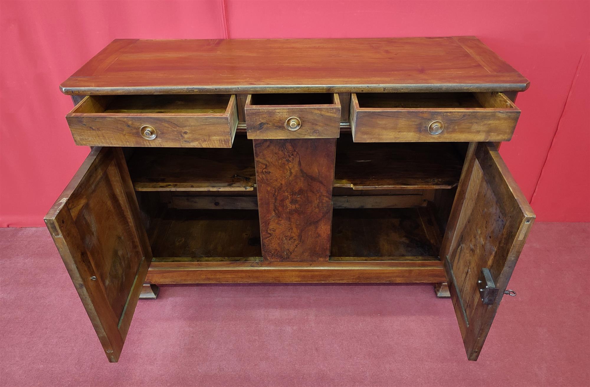 Sideboard with two doors and three drawers