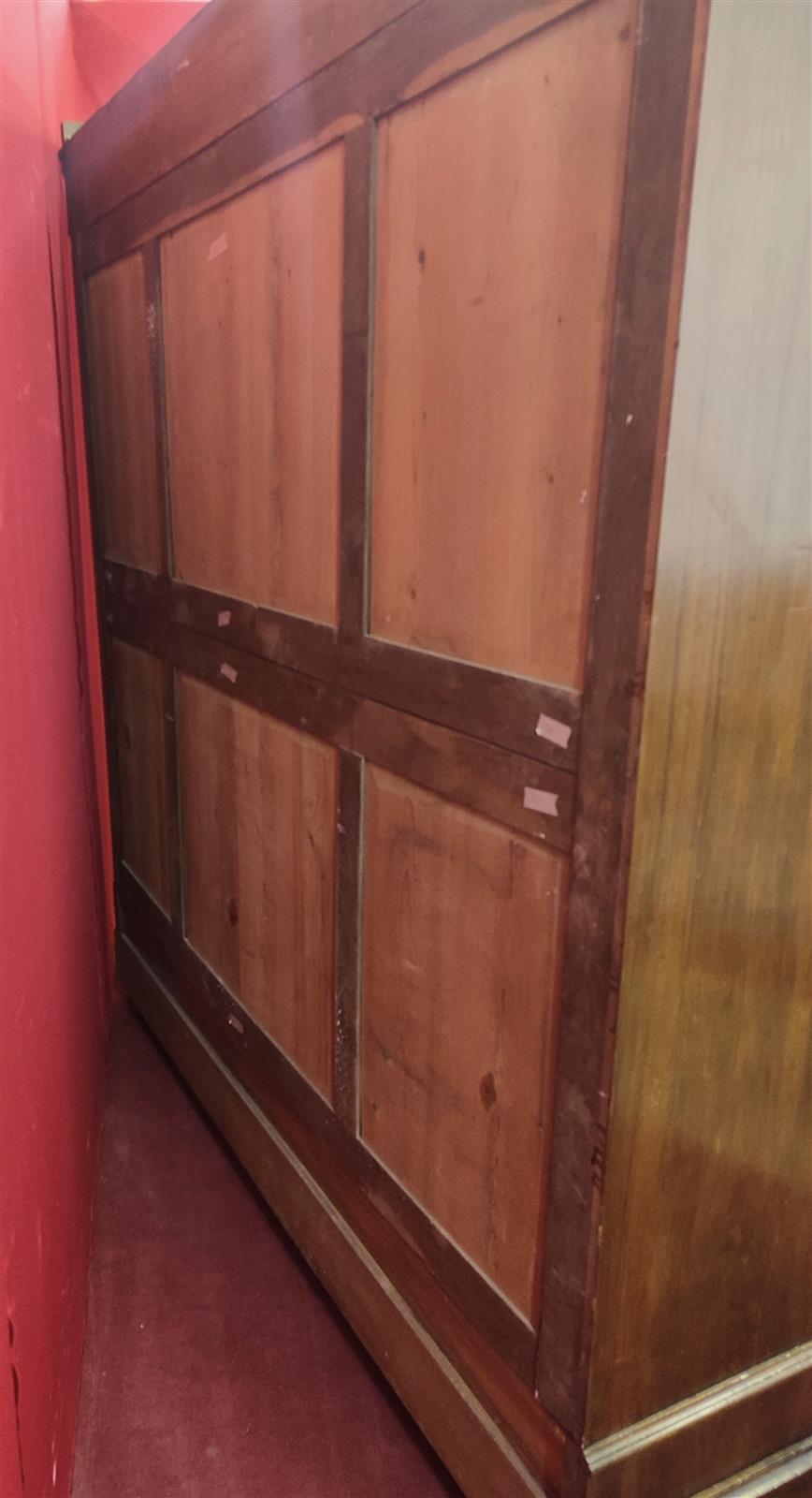 Libreria vetrina tre porte