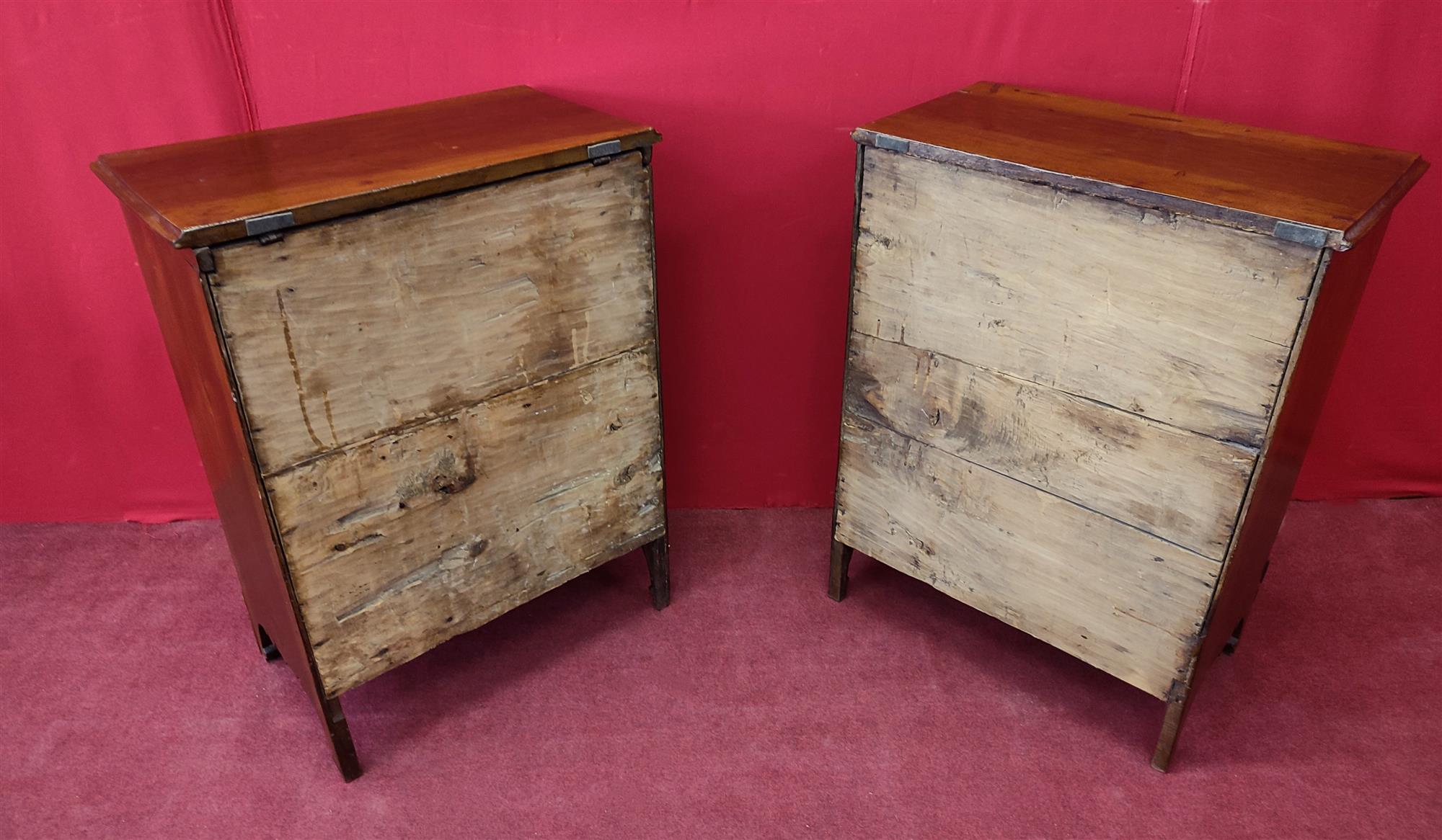 Pair of Emilian bedside tables