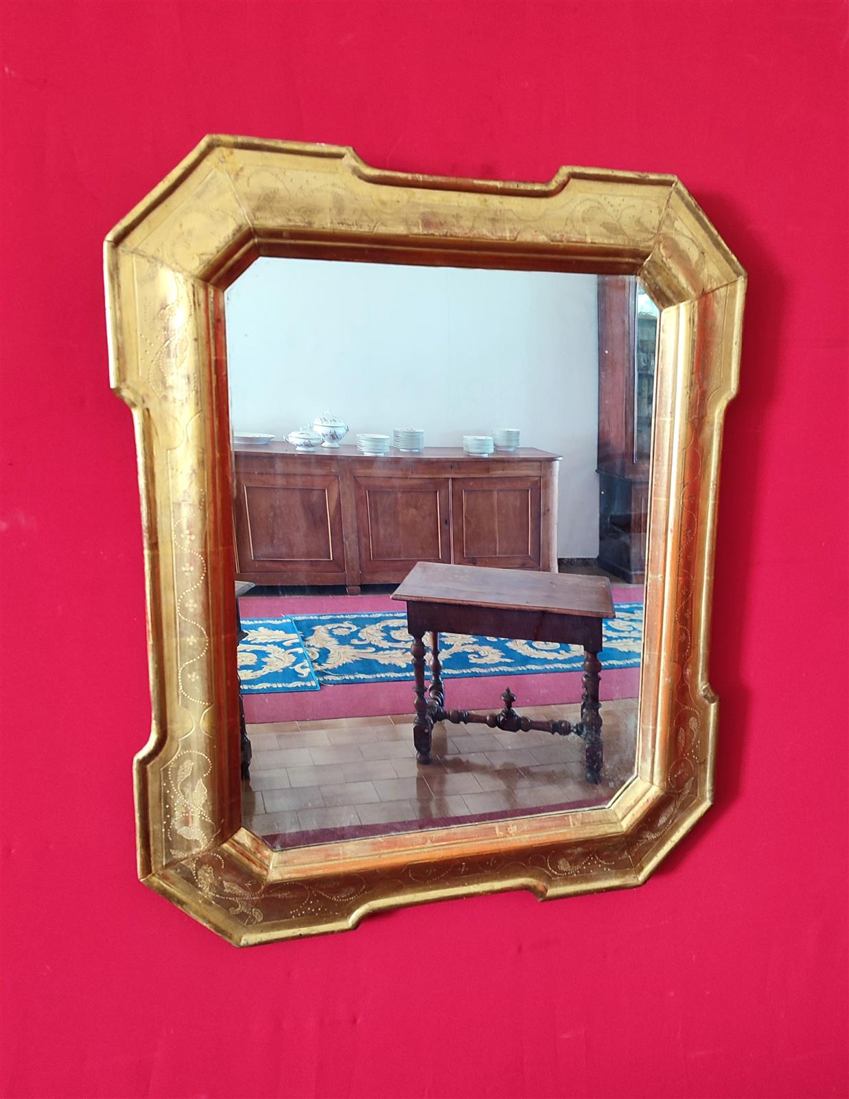 Golden tray mirror