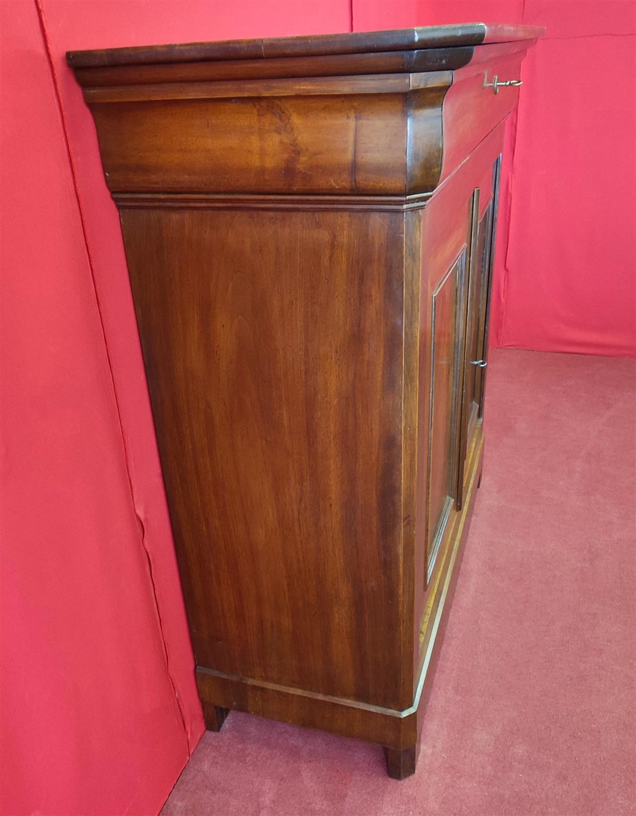 Credenza due porte alta