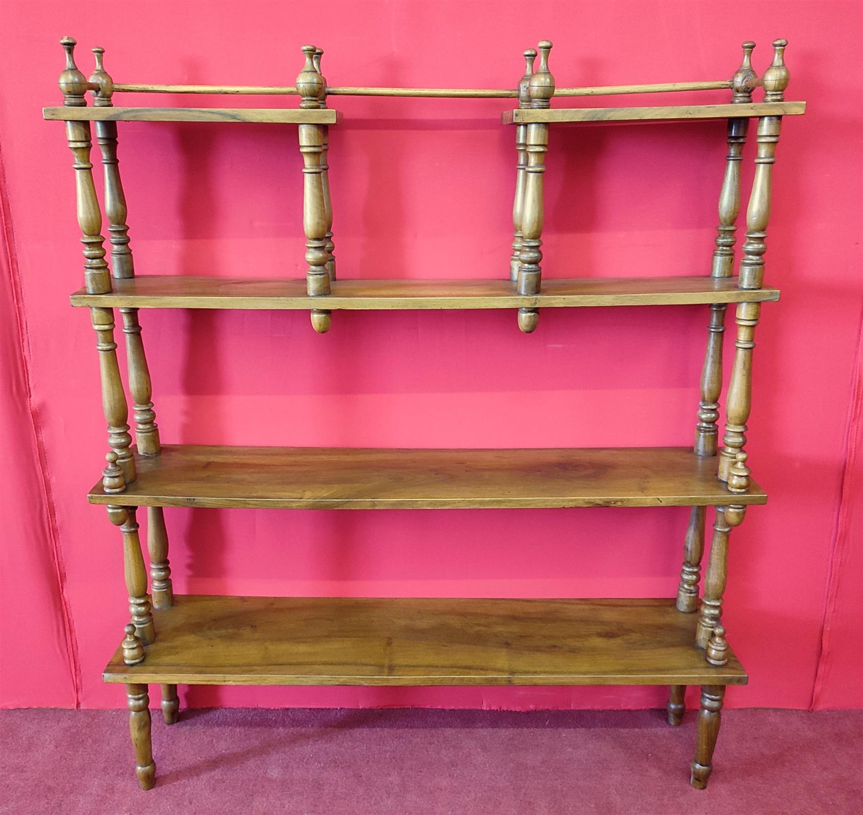 Etagere in noce italiana