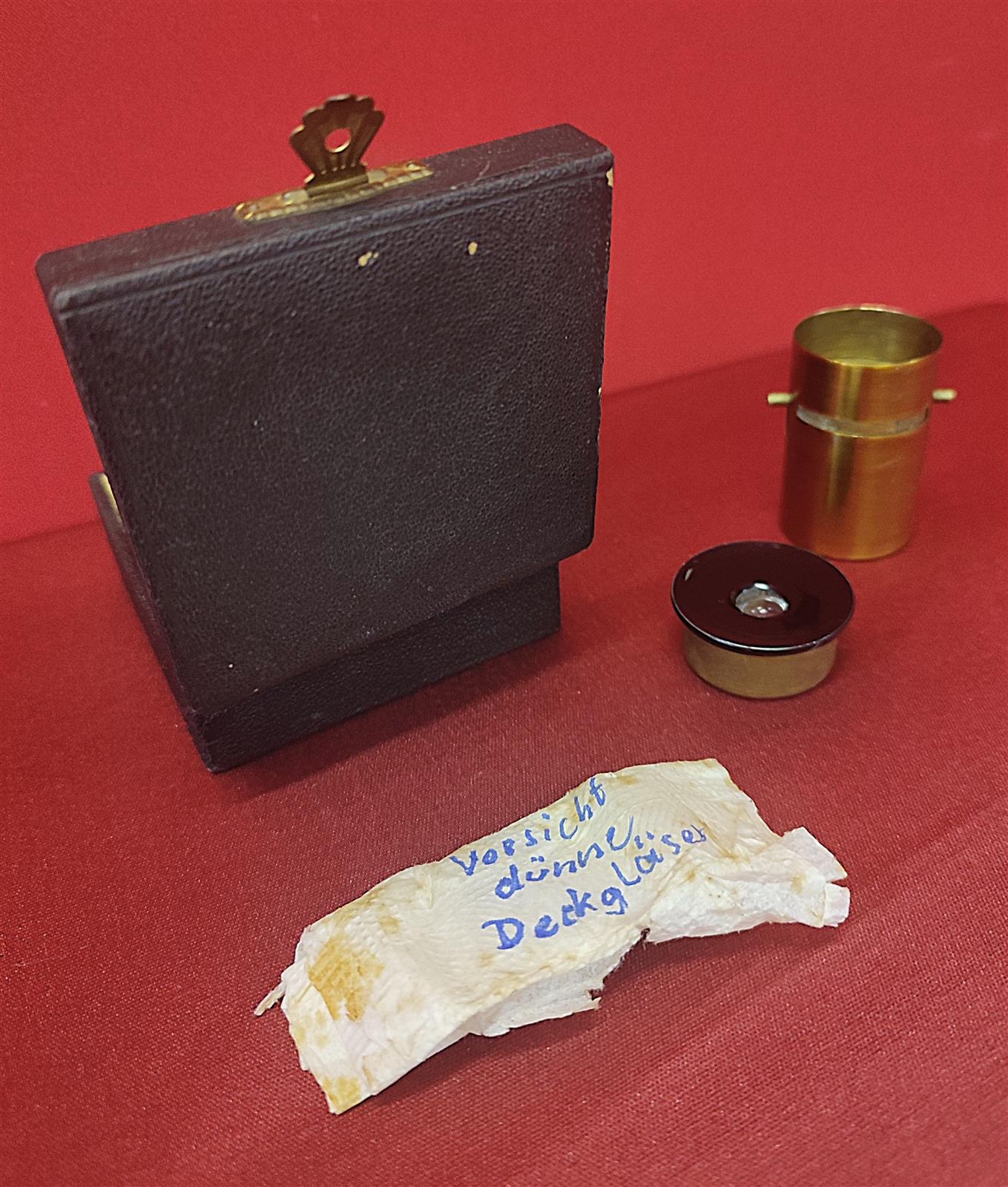 Microscopio tascabile vintage