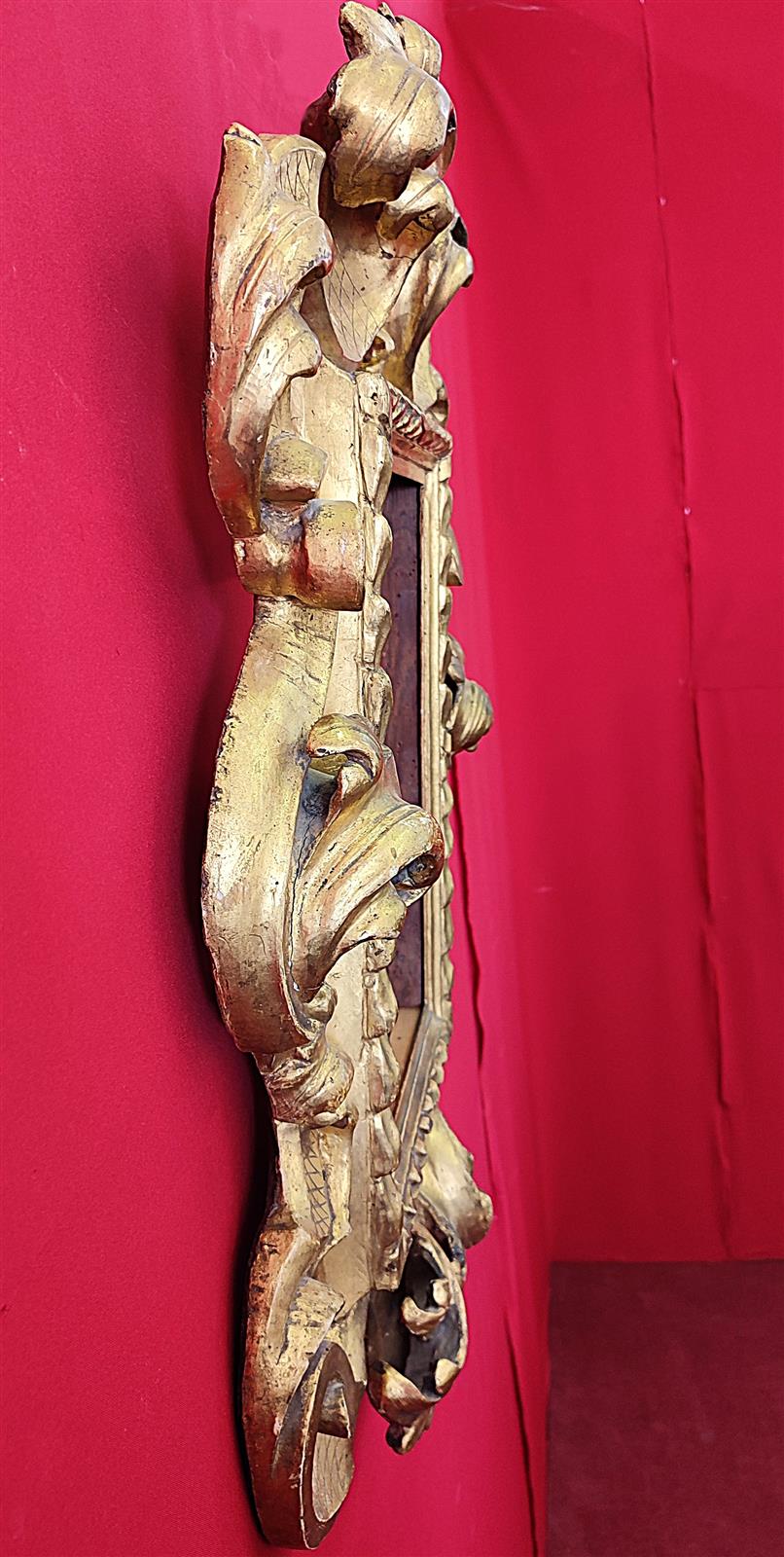 Cornice dorata 600