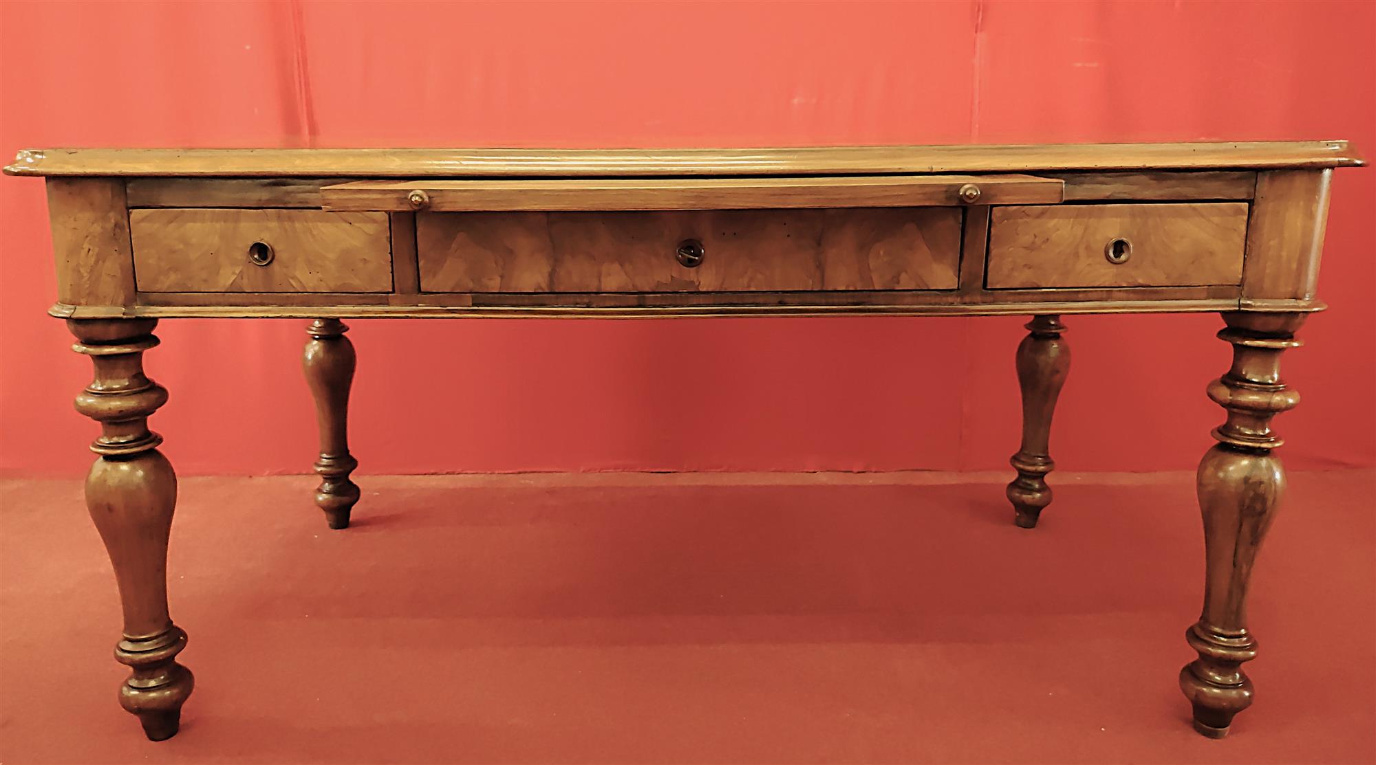 Venetian writing table