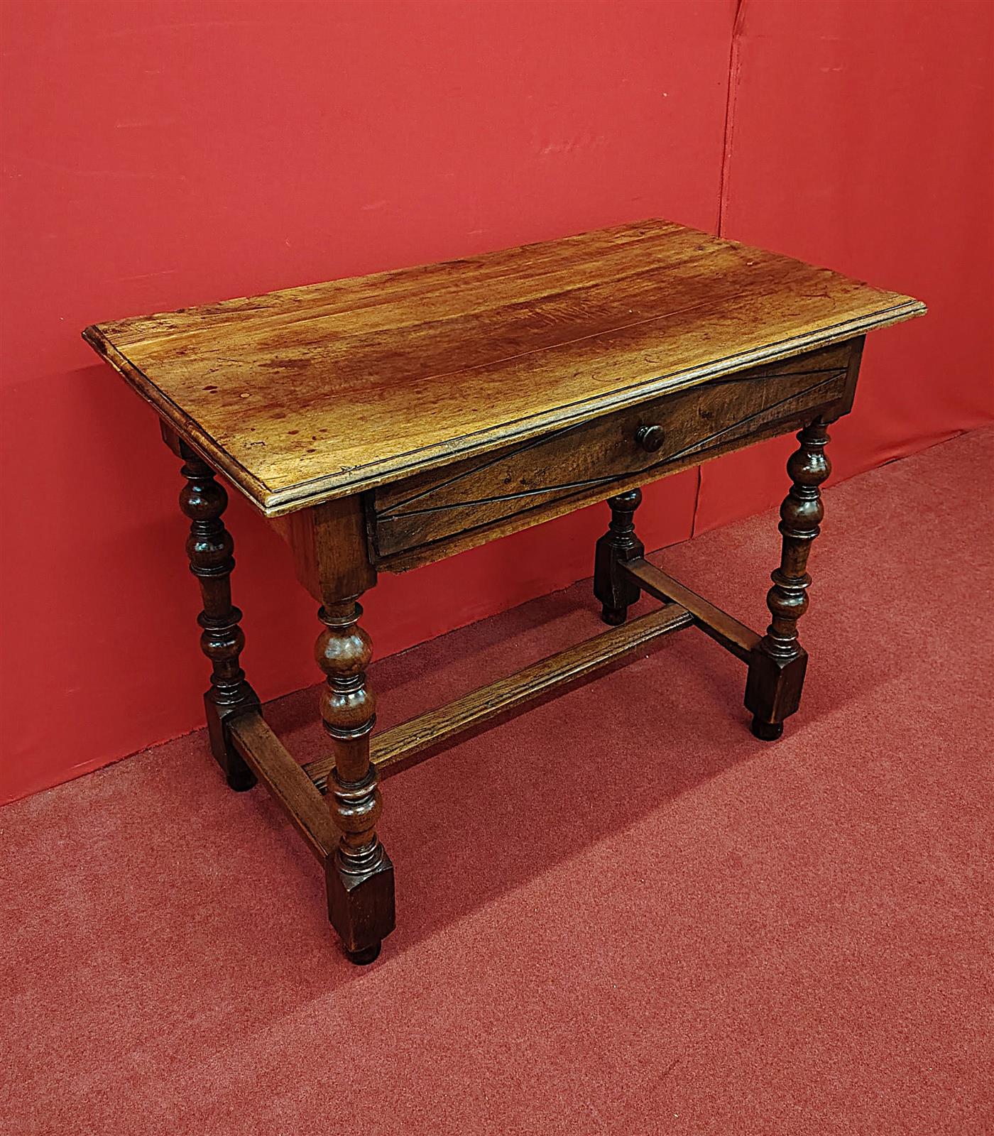 Piccolo tavolo scrittoio