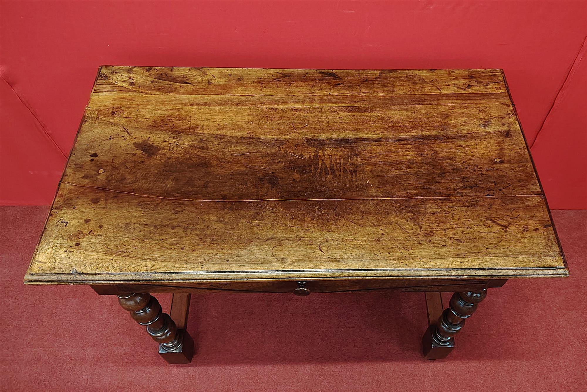 Piccolo tavolo scrittoio