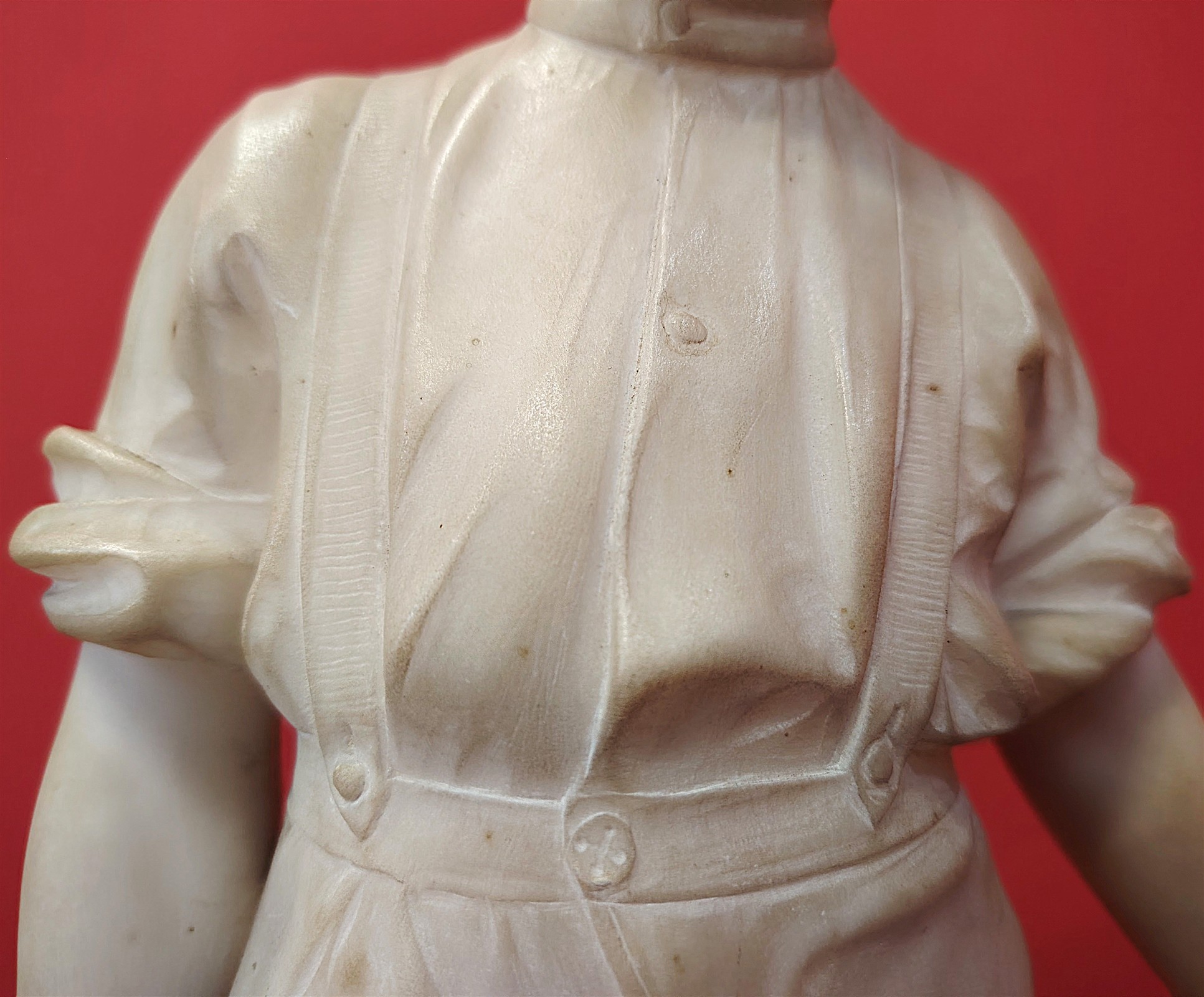 Scultura in marmo allegoria autunnale P. Filippini