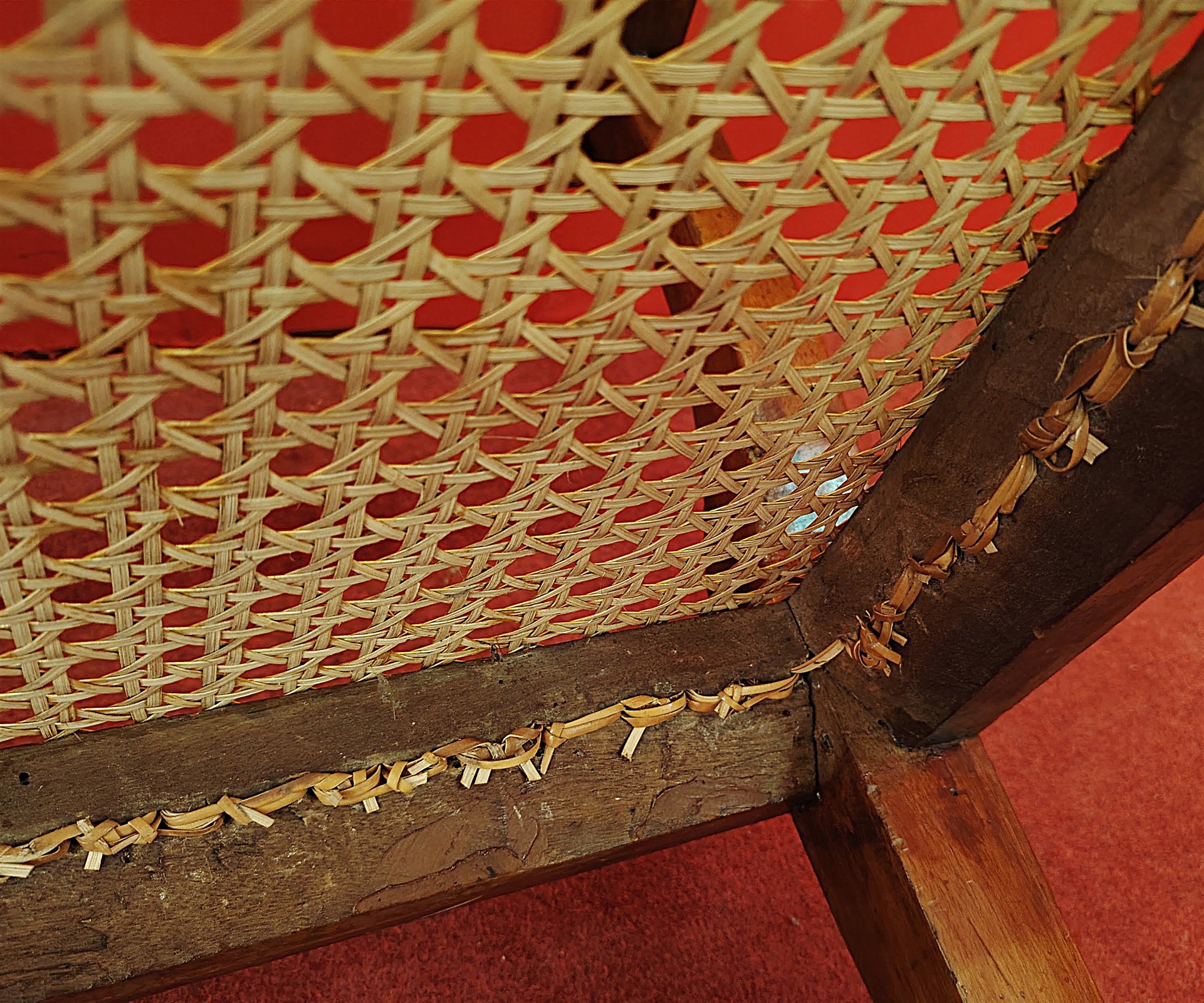 Panca con paglia di Vienna