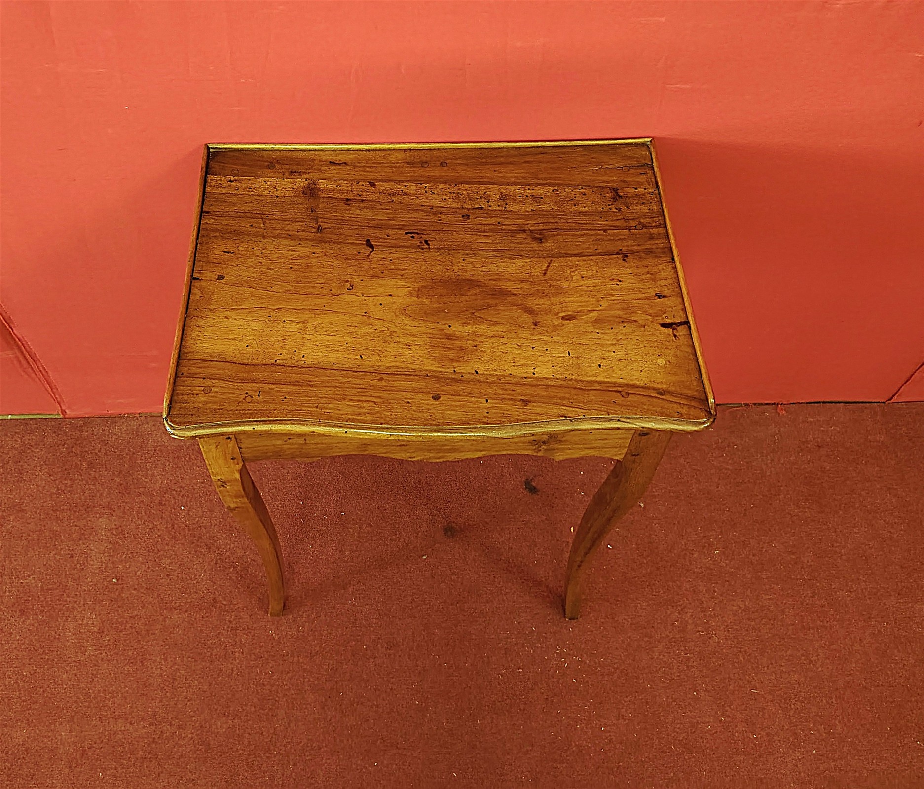Tavolino Scrittoio in Legno di Noce con Cassetto – Stile Luigi XV, XVIII Secolo
