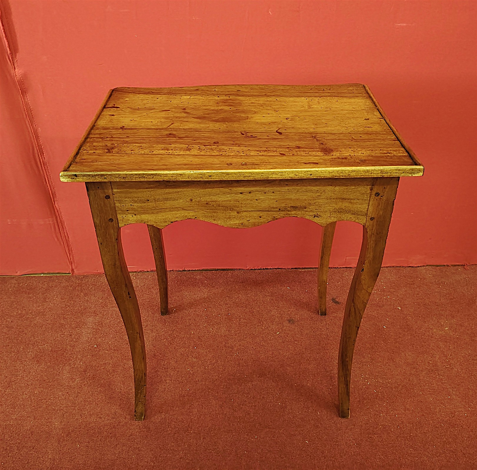 Tavolino Scrittoio in Legno di Noce con Cassetto – Stile Luigi XV, XVIII Secolo