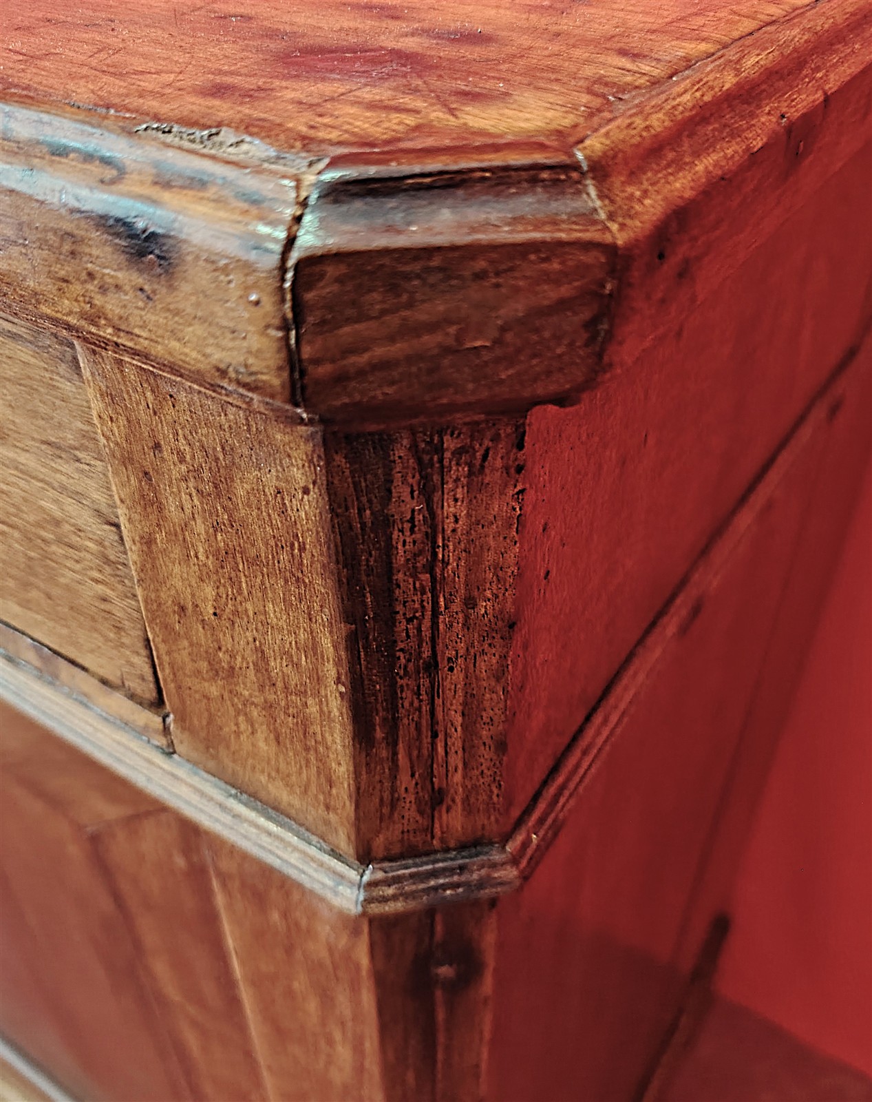 Credenza tre porte in noce- seconda metà 800