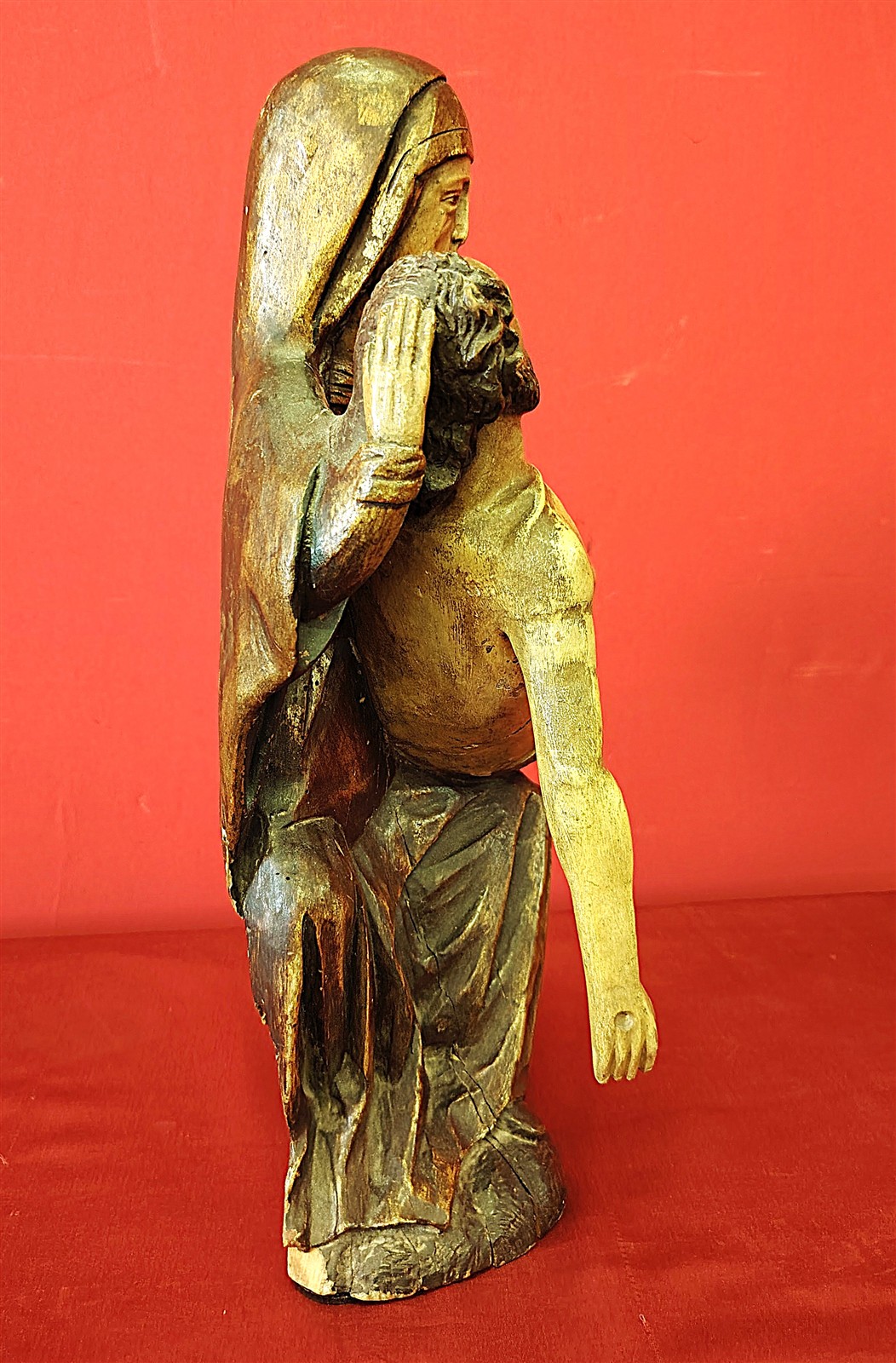 Pietà (Vesperbild) in legno policromo e dorato – Fine XV / Inizio XVI sec.