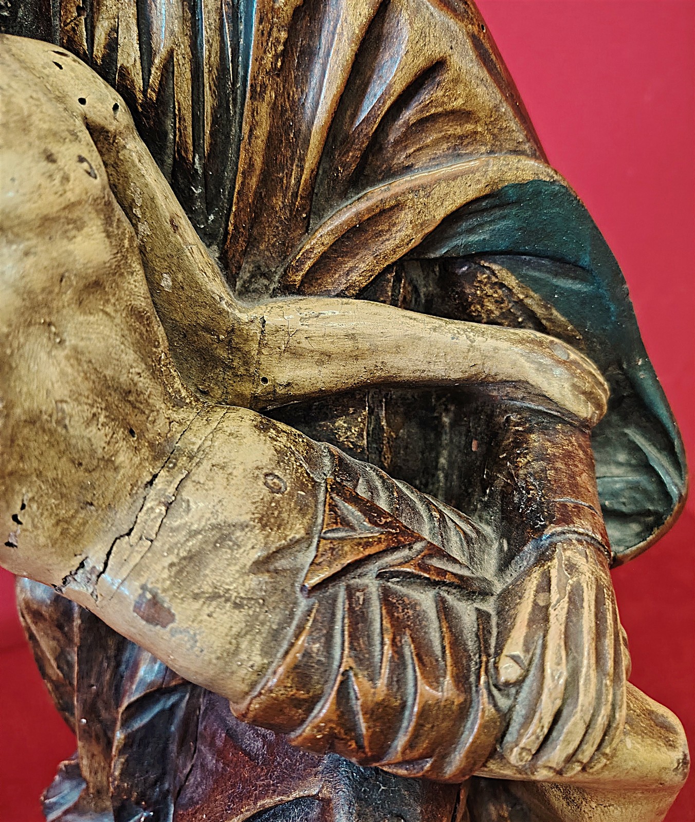Pietà (Vesperbild) in legno policromo e dorato – Fine XV / Inizio XVI sec.
