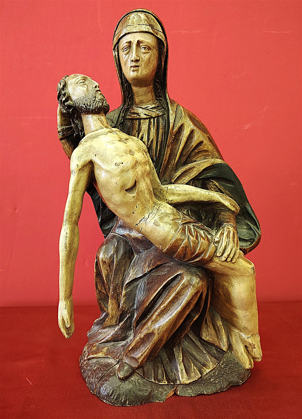 Pietà (Vesperbild) in legno policromo e dorato – Fine XV / Inizio XVI sec.