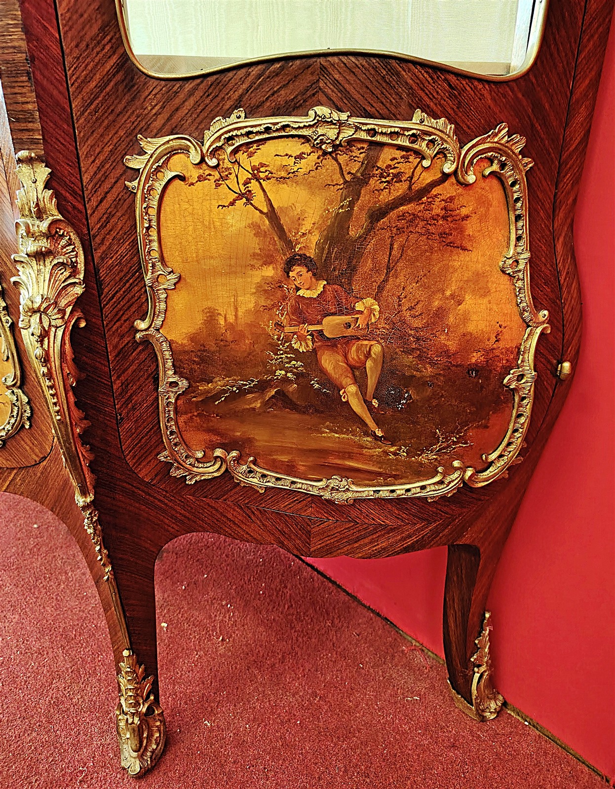 Vetrina Bombata Stile Luigi XV – Epoca Napoleone III