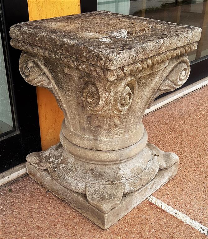 Capital carved stone lower